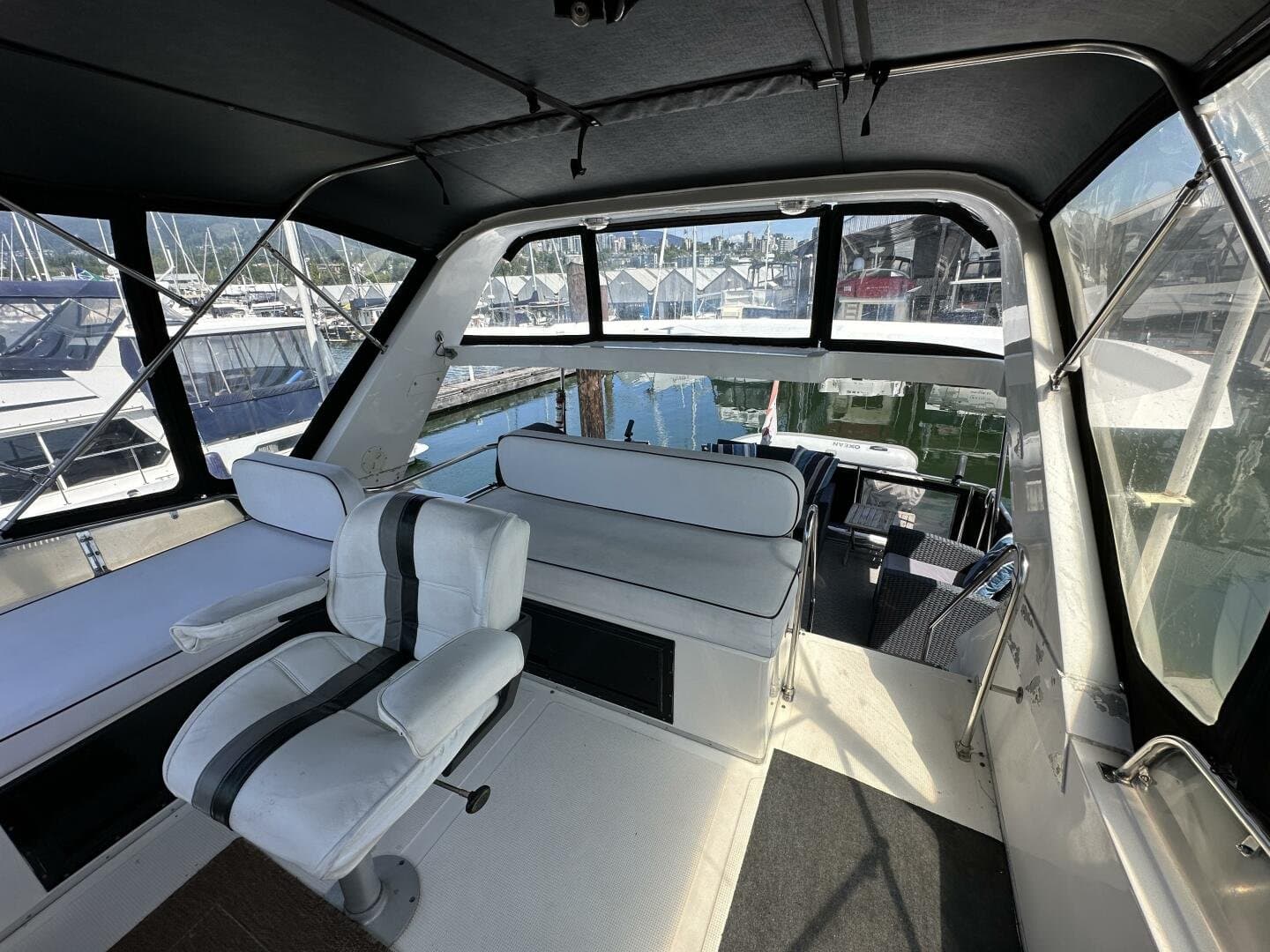 1990 Ocean Alexander 440 Sundeck