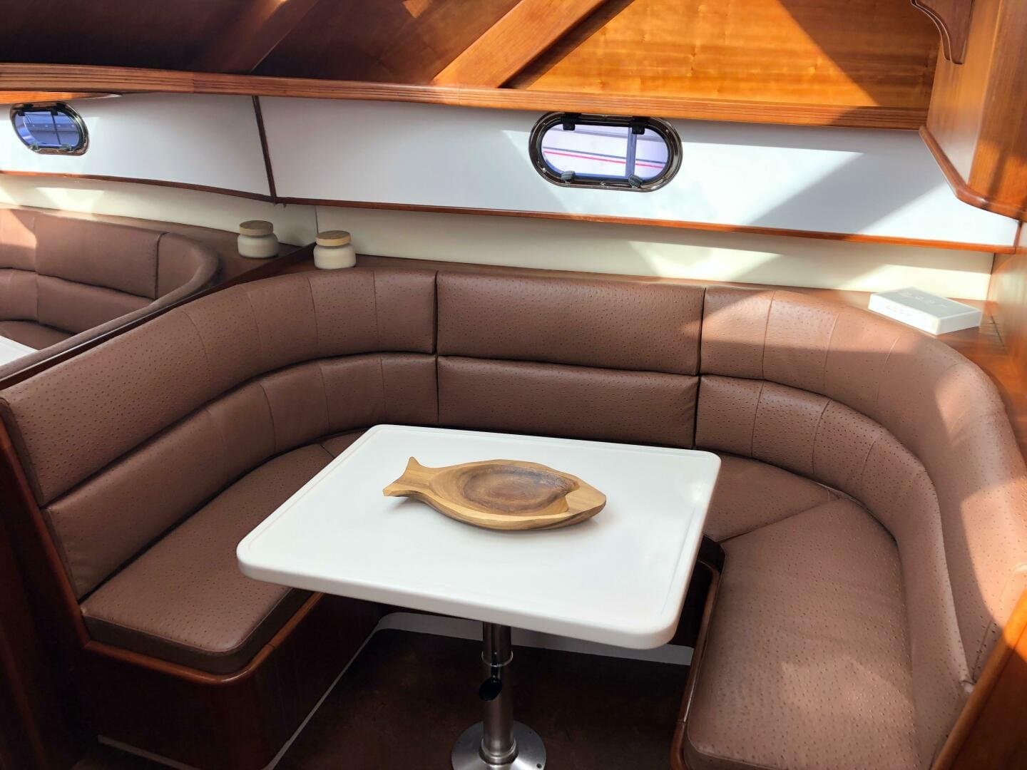 1995 Queenship Aft Cabin