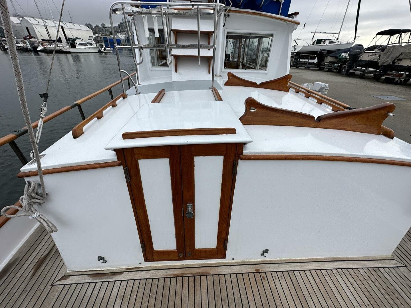 1974 Grand Banks null