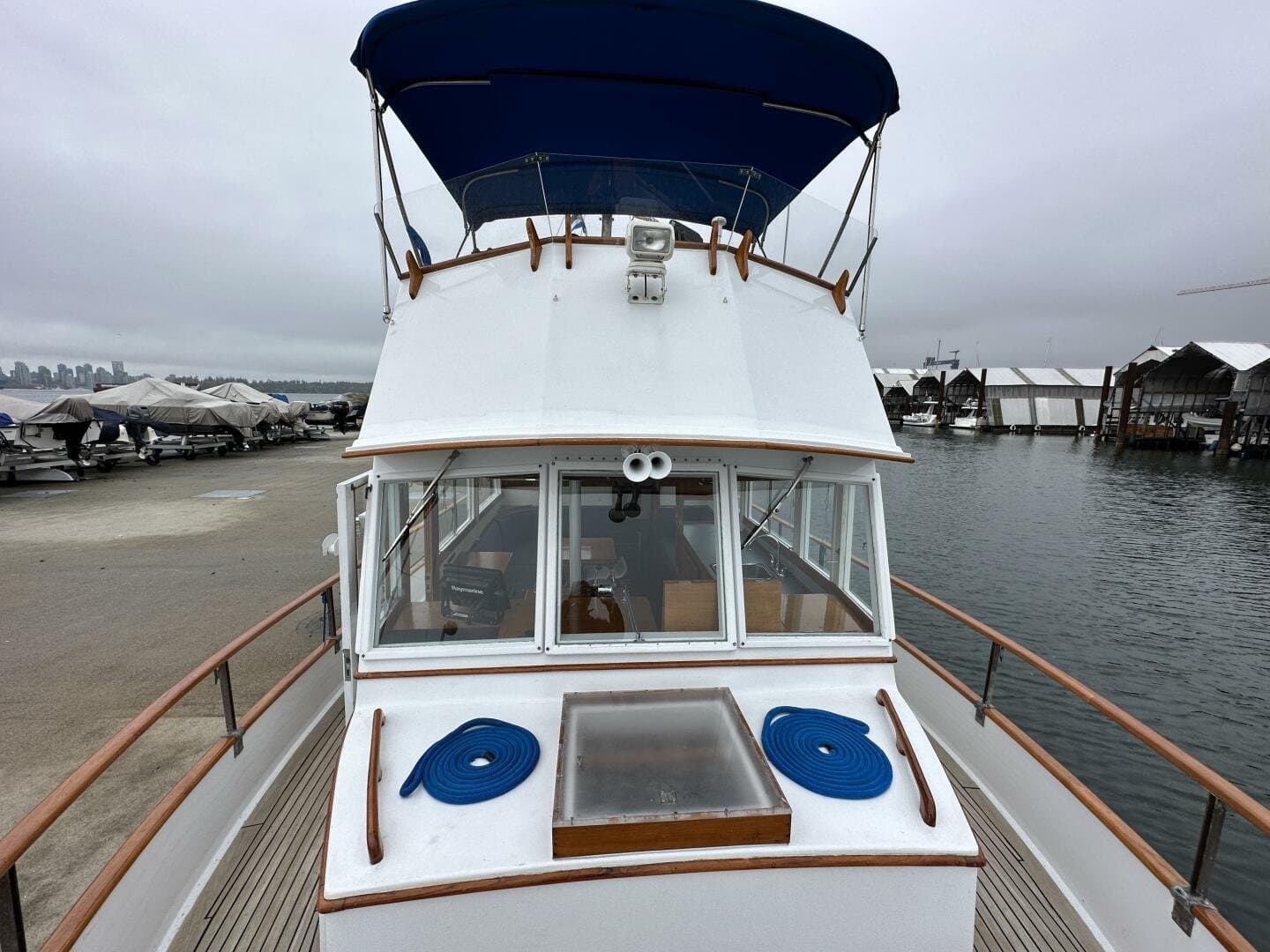 1974 Grand Banks null