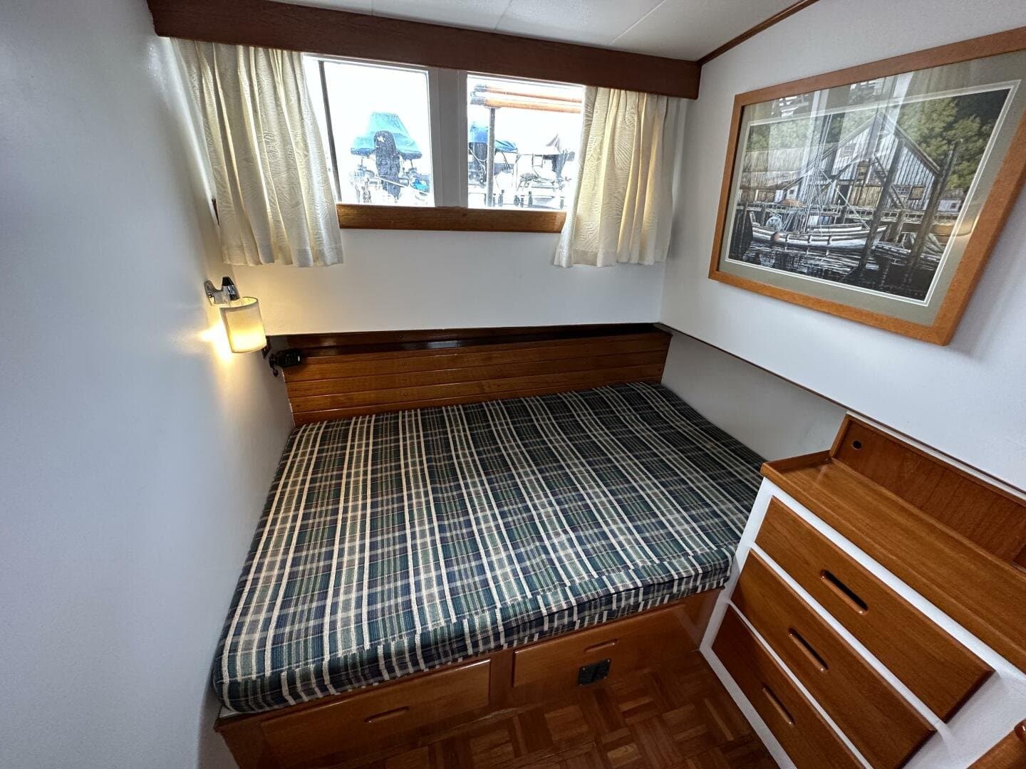 1974 Grand Banks null