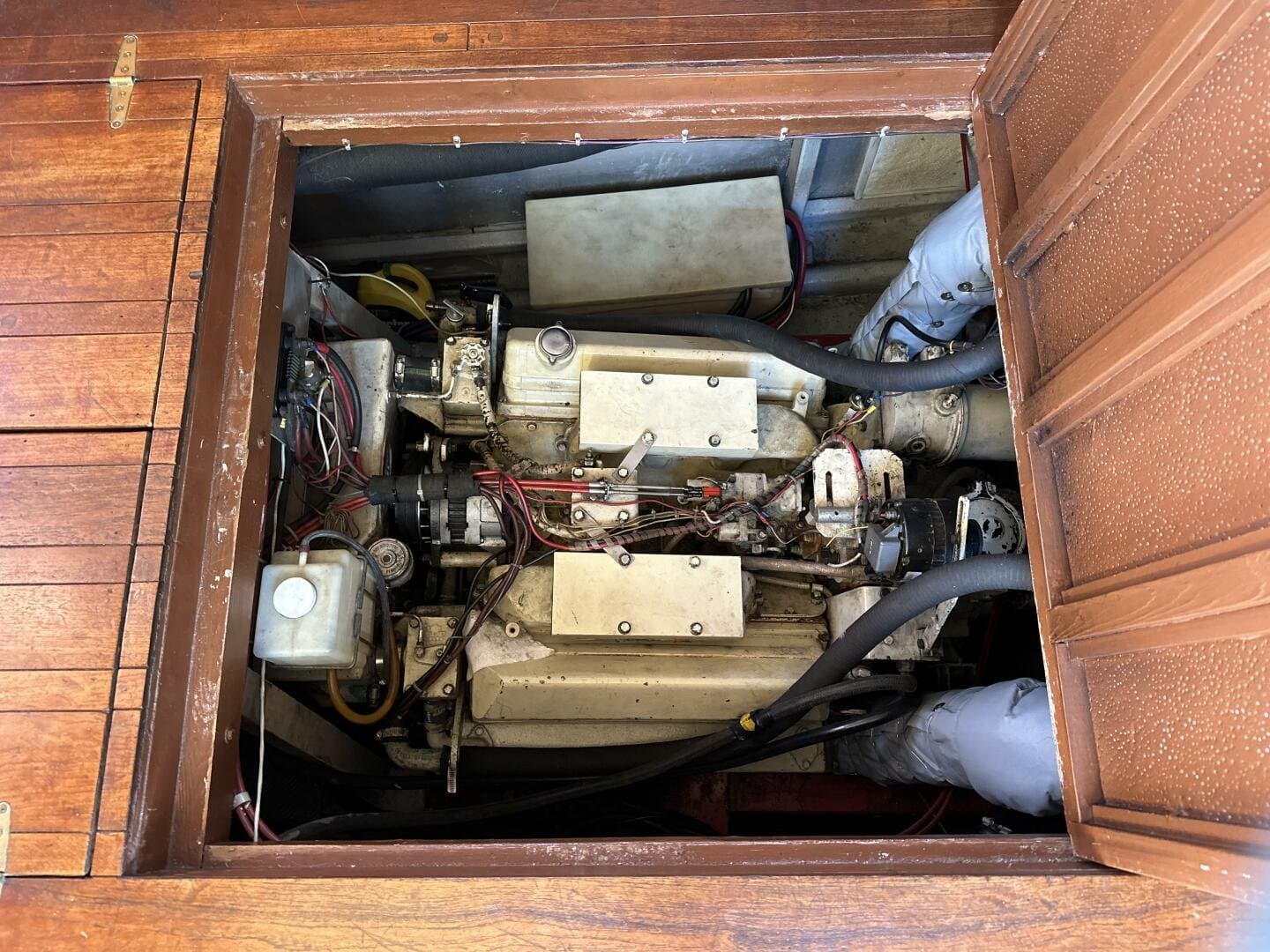 1982 Gulf Commander Aft Cabin