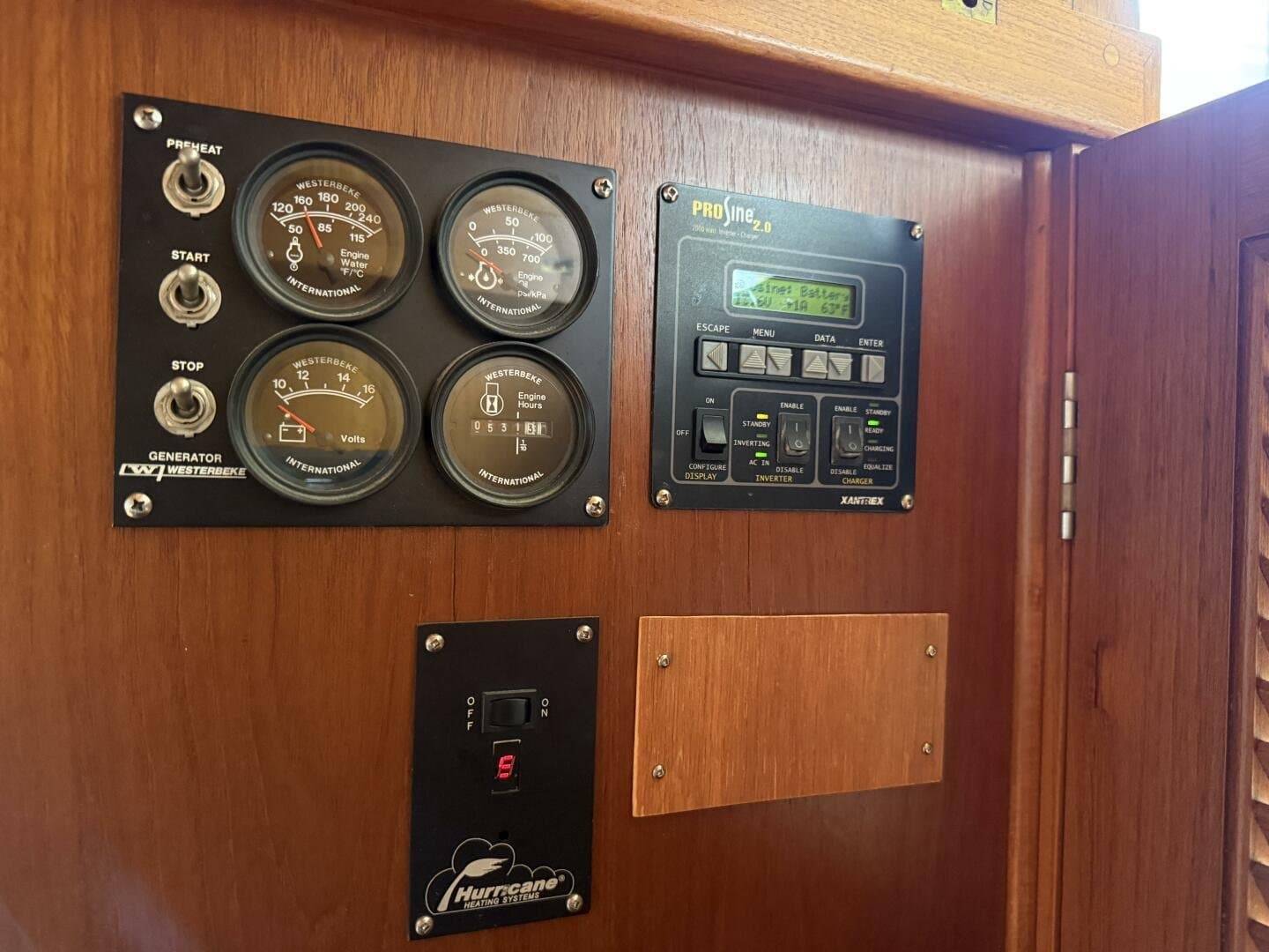 1980 Grand Banks Classic