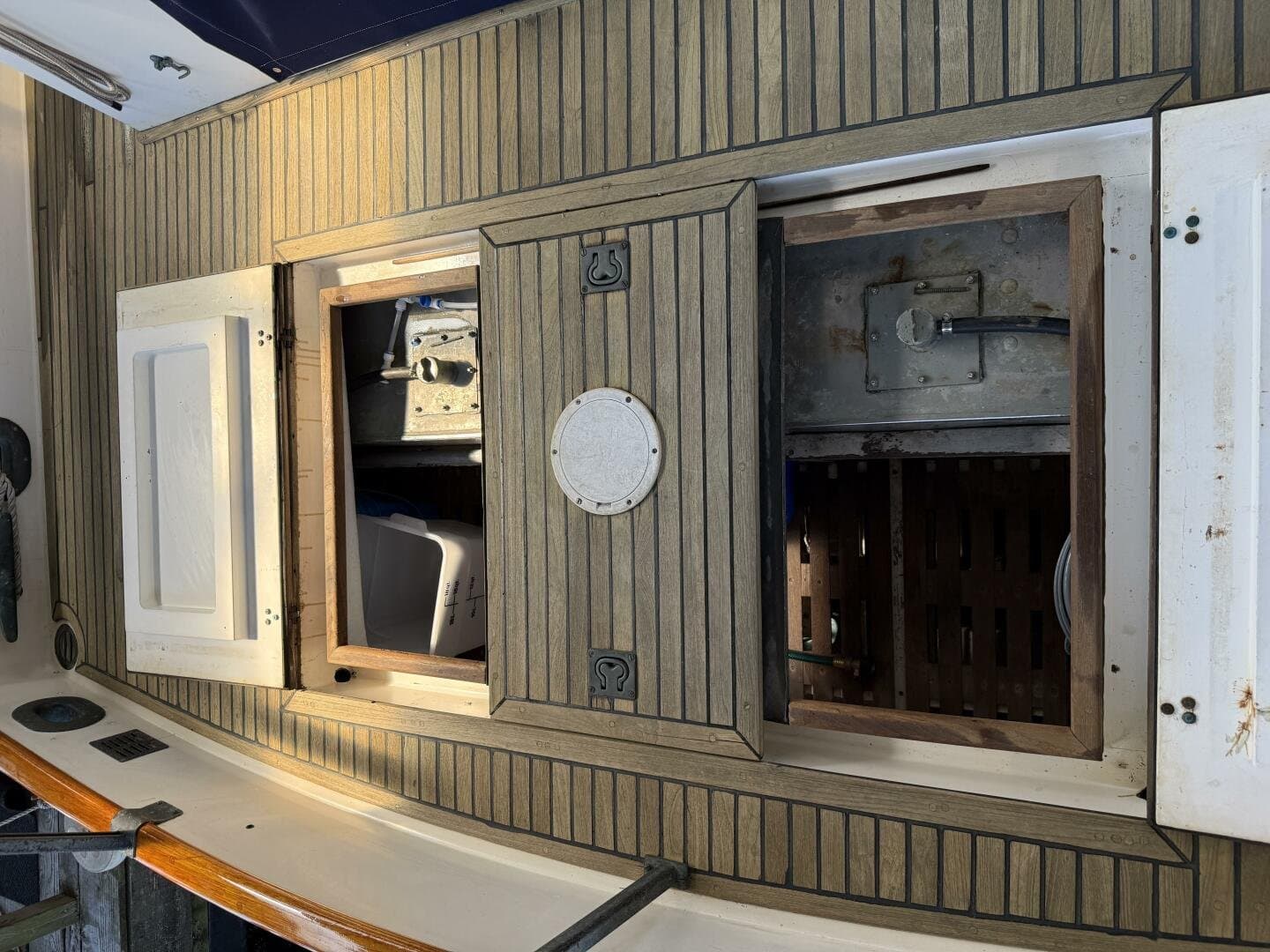 1980 Grand Banks Classic