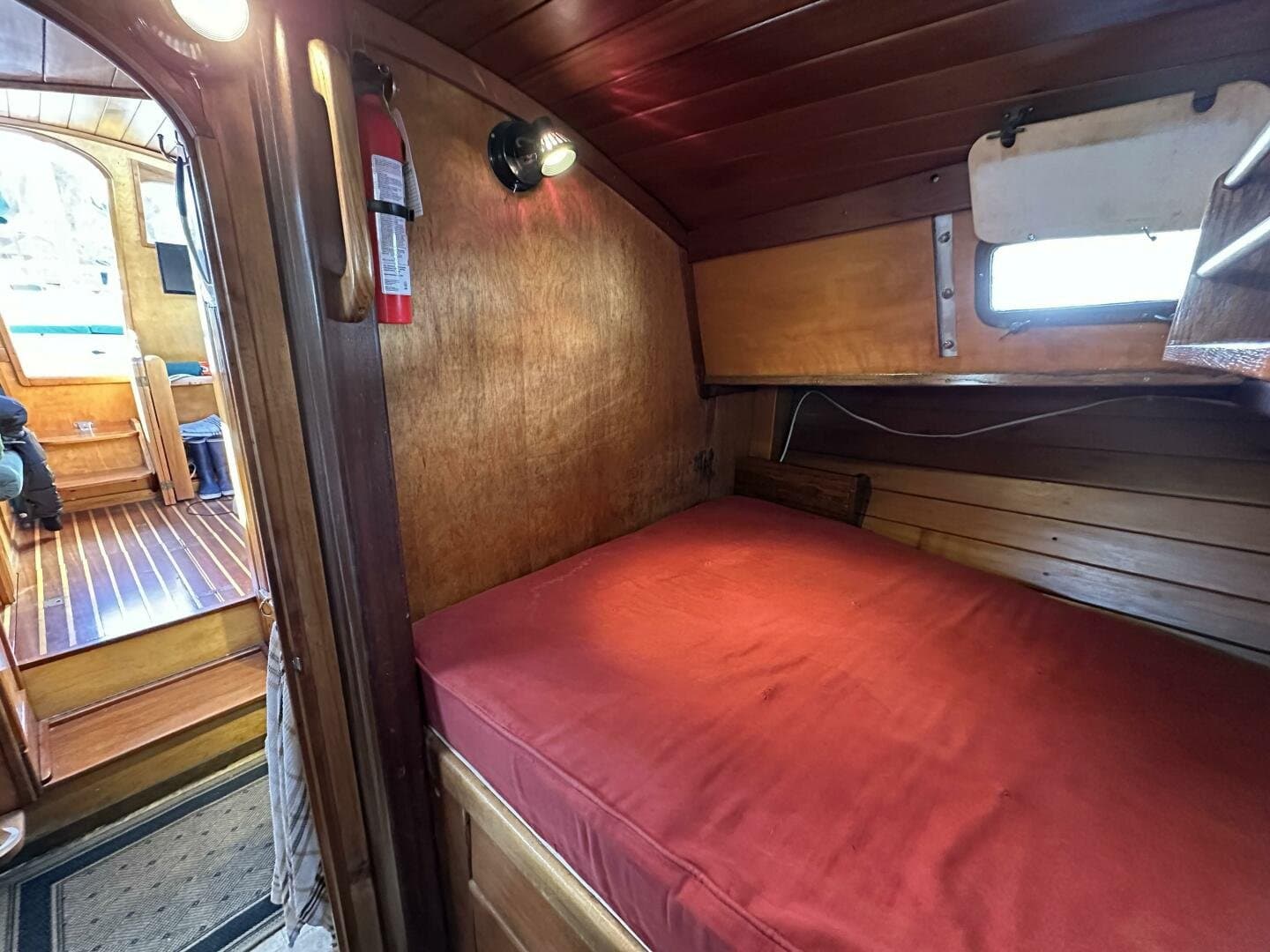 1979 Truant Offshore Pilothouse