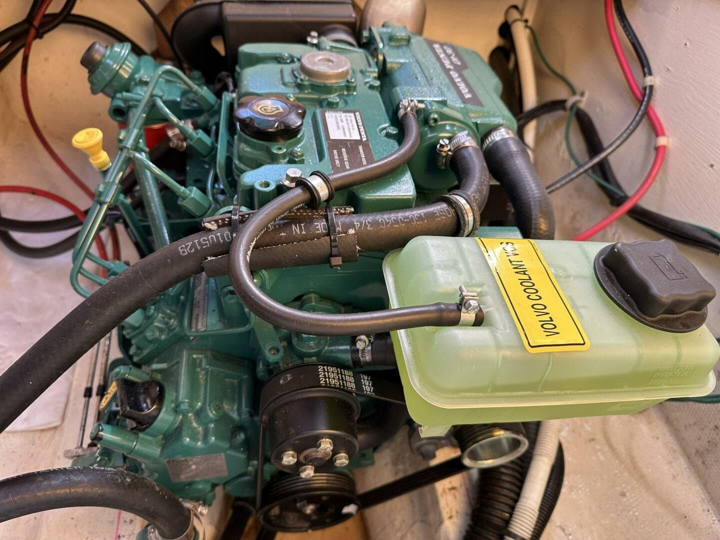 1979 Truant Offshore Pilothouse