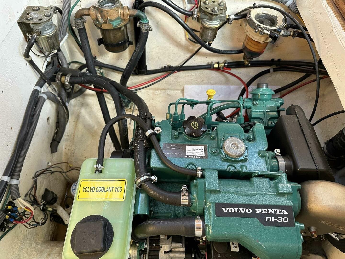 1979 Truant Offshore Pilothouse