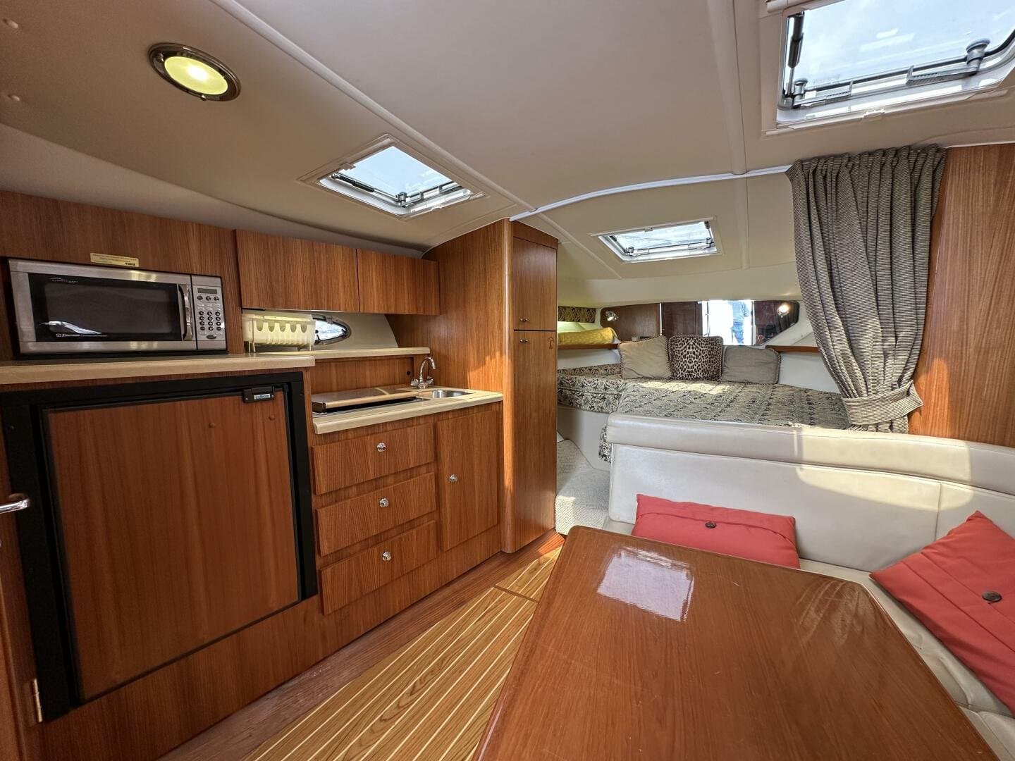2004 Tiara Yachts 31 Open