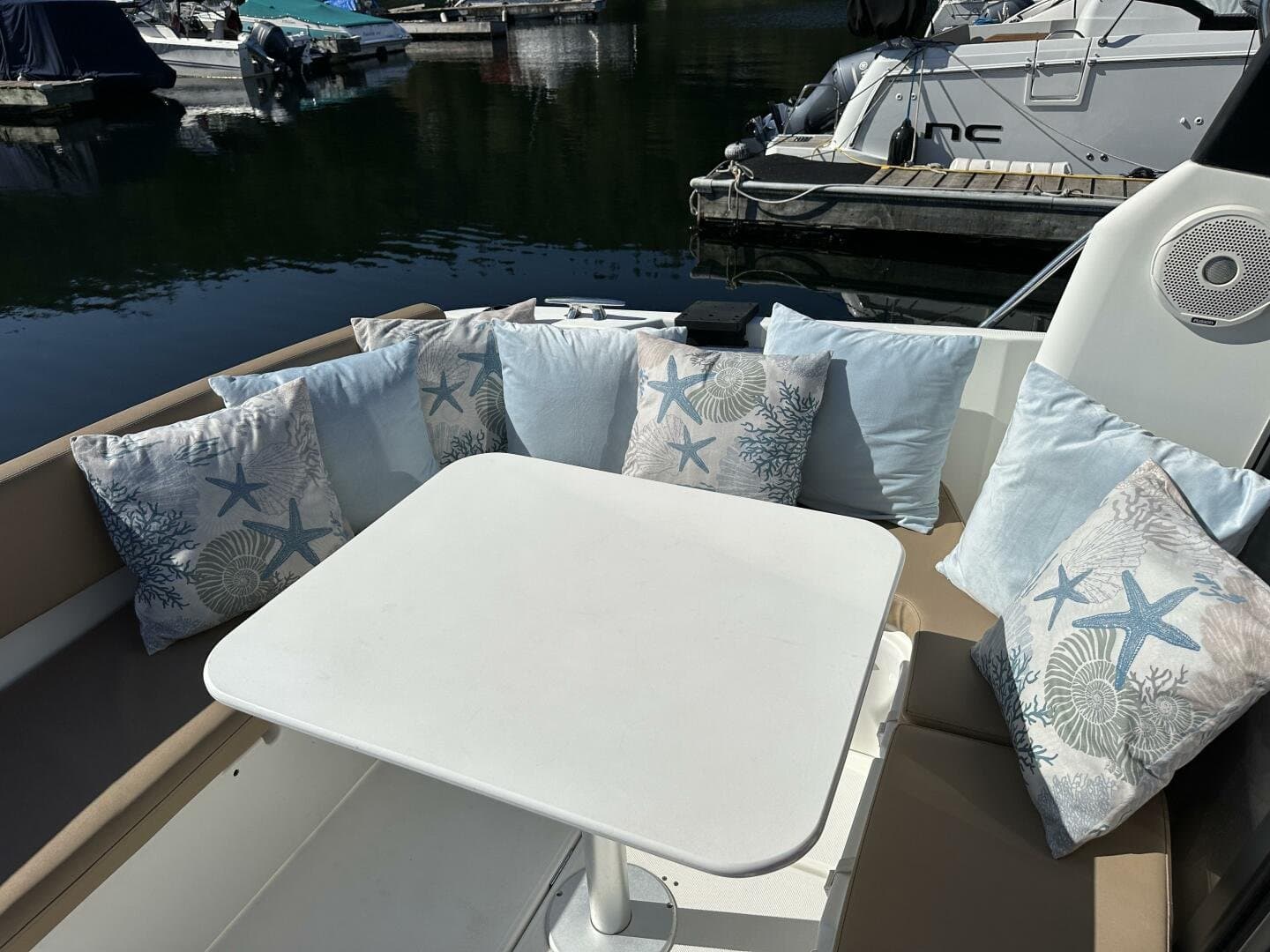 2014 Jeanneau 855 Merry Fisher