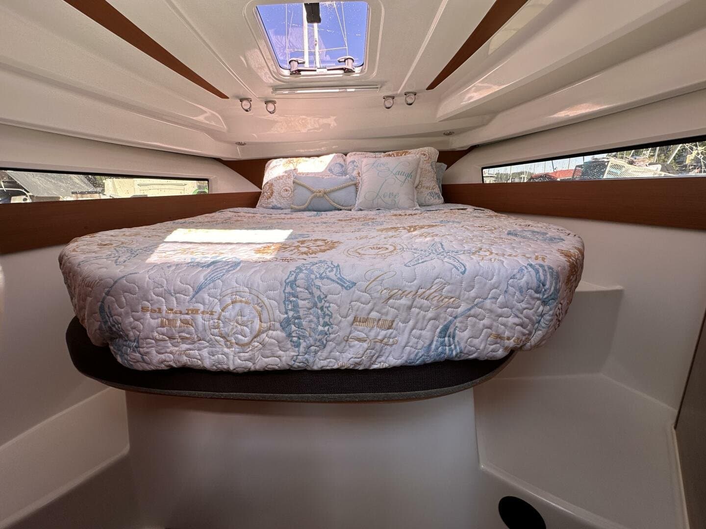 2014 Jeanneau 855 Merry Fisher