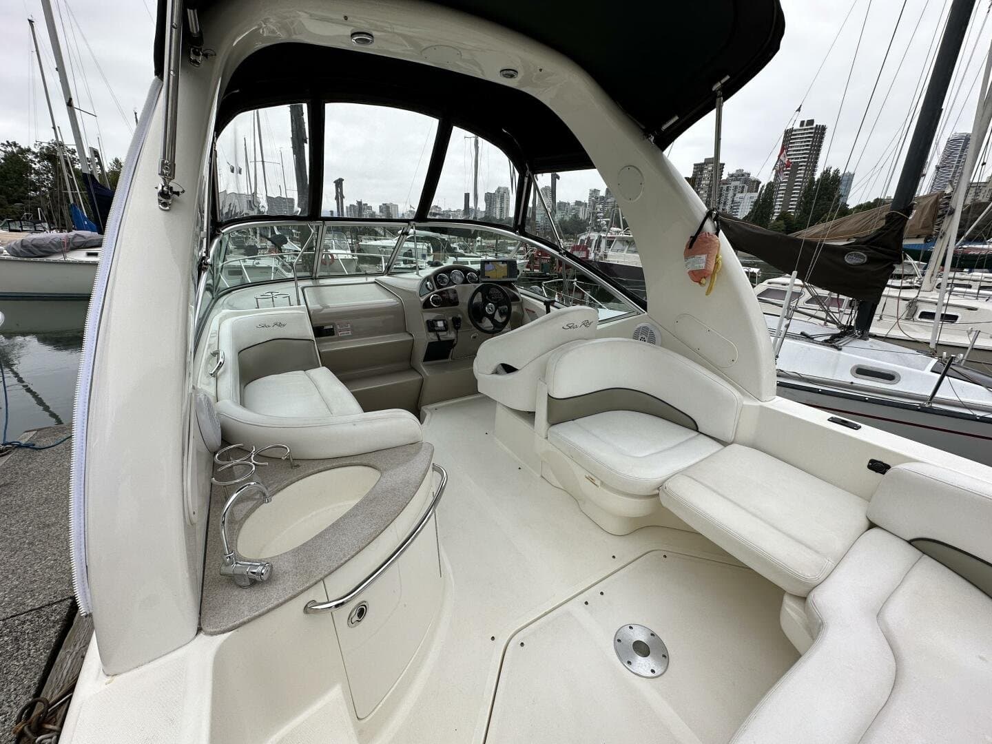 2006 Sea Ray null