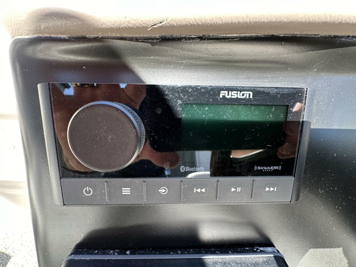 1998 Sea Ray 230 Select