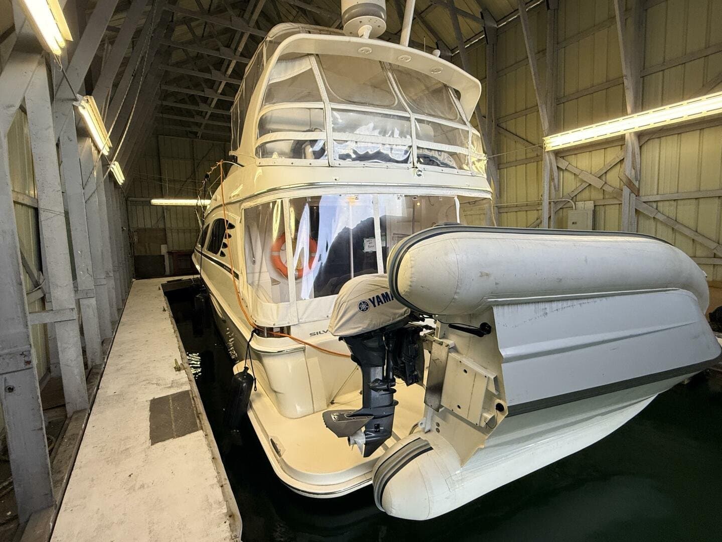 2006 Silverton 38 Sport Bridge