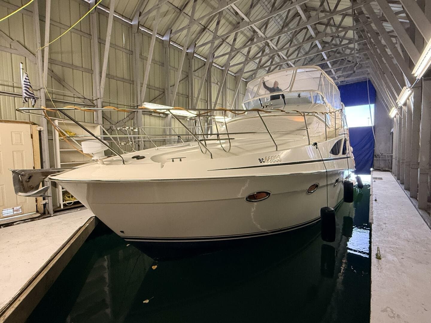 2006 Silverton 38 Sport Bridge