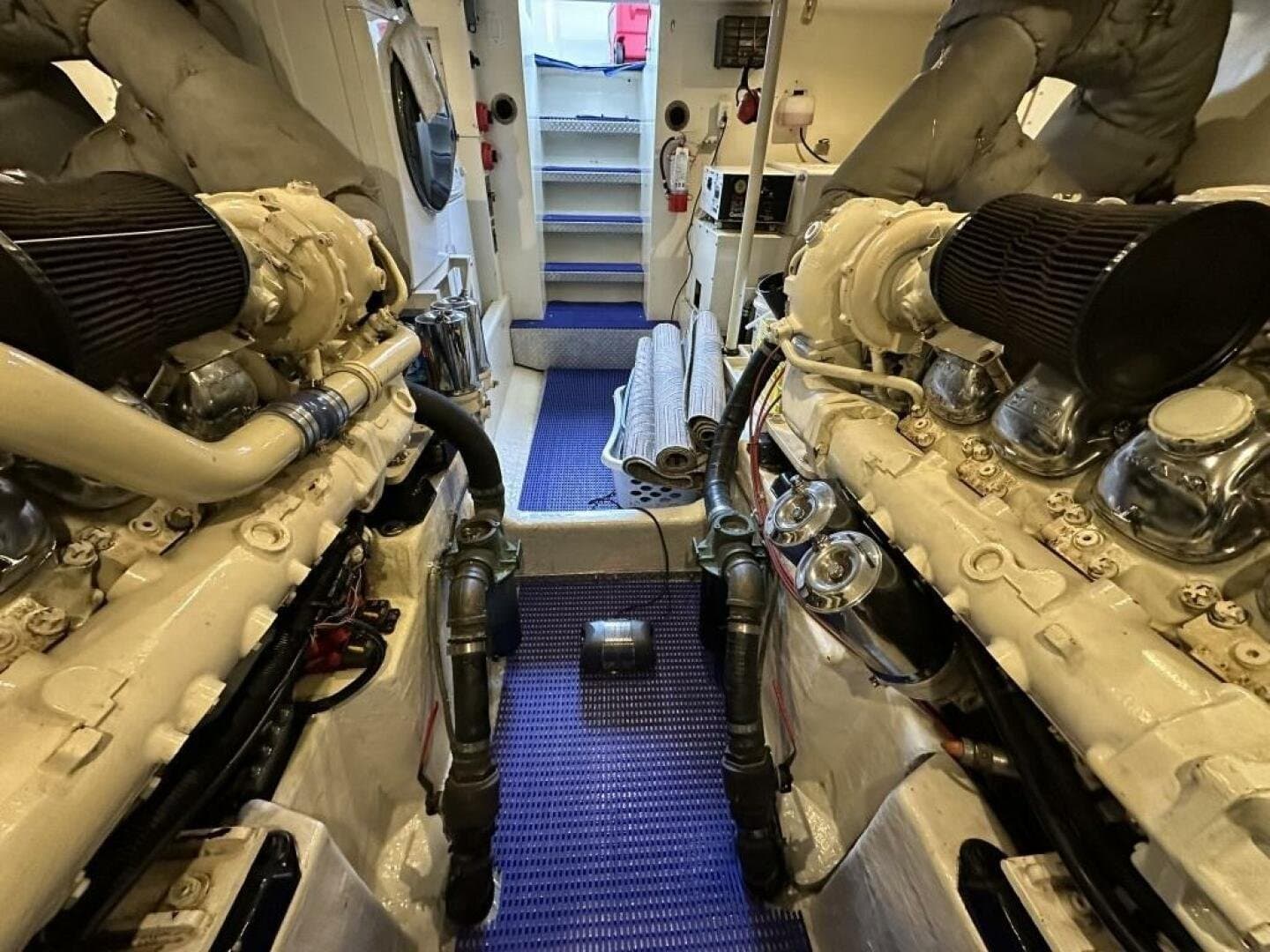 1993 West Bay Pilothouse