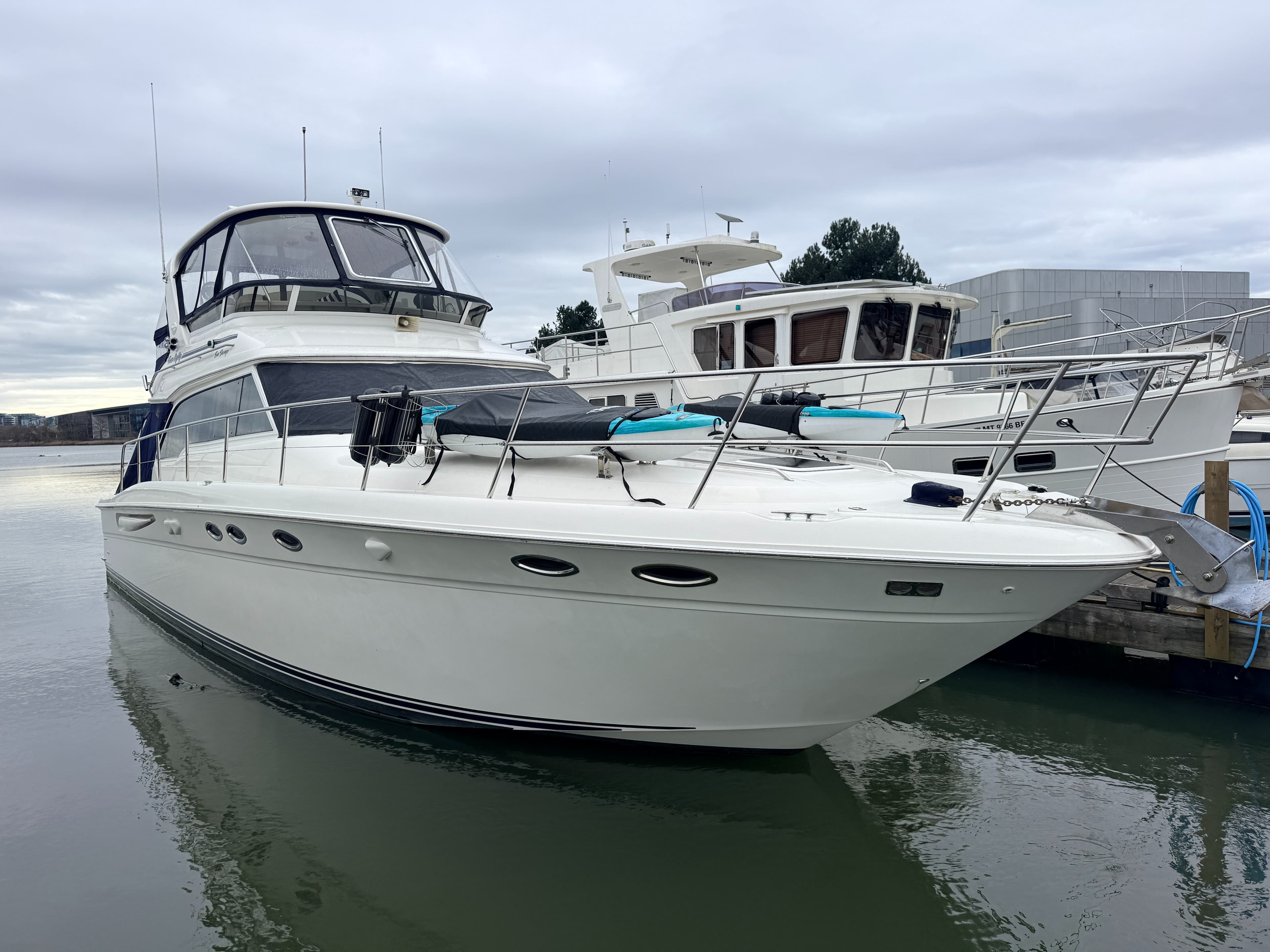 2000 Sea Ray Sedan Bridge