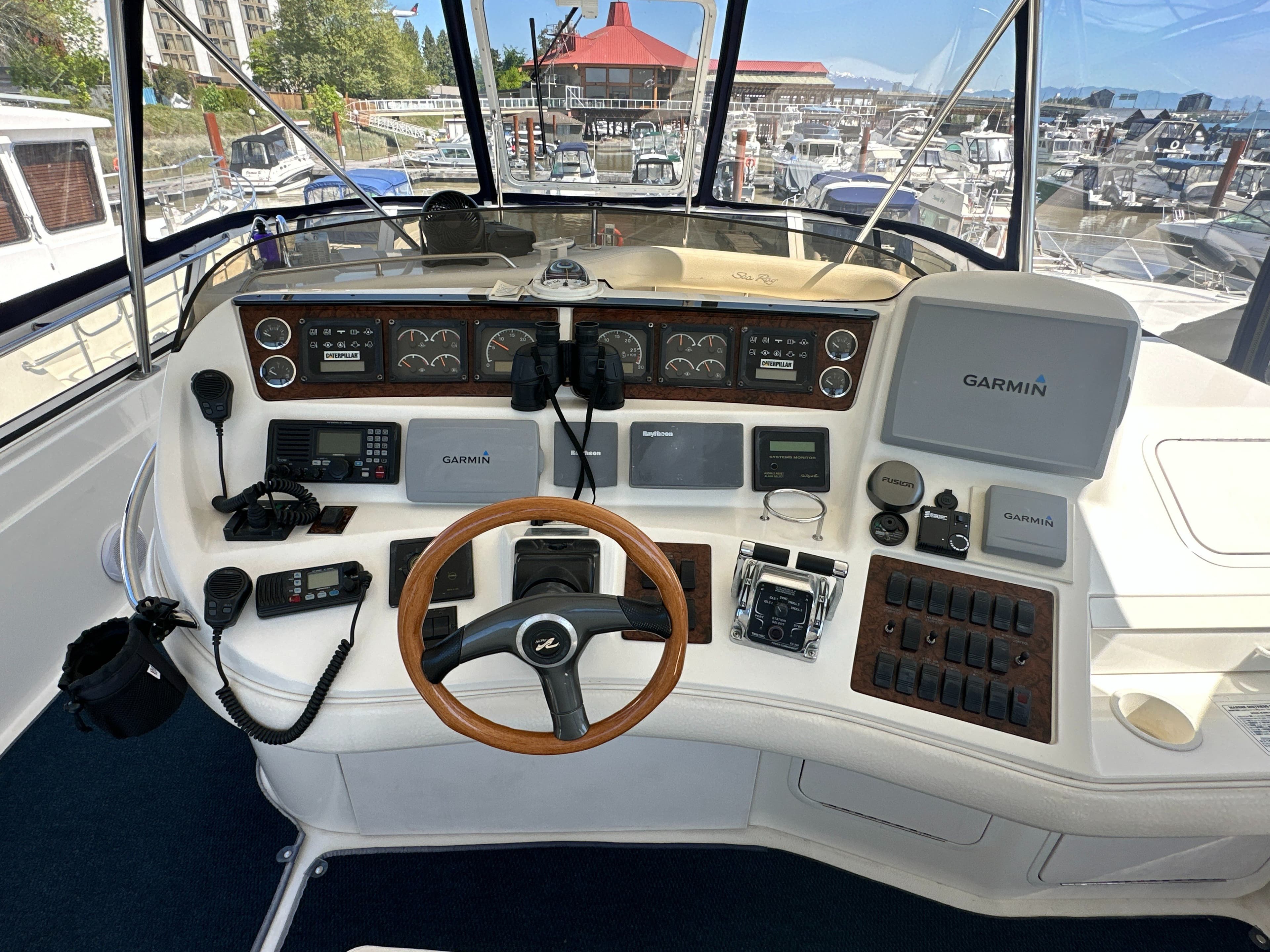 2000 Sea Ray Sedan Bridge