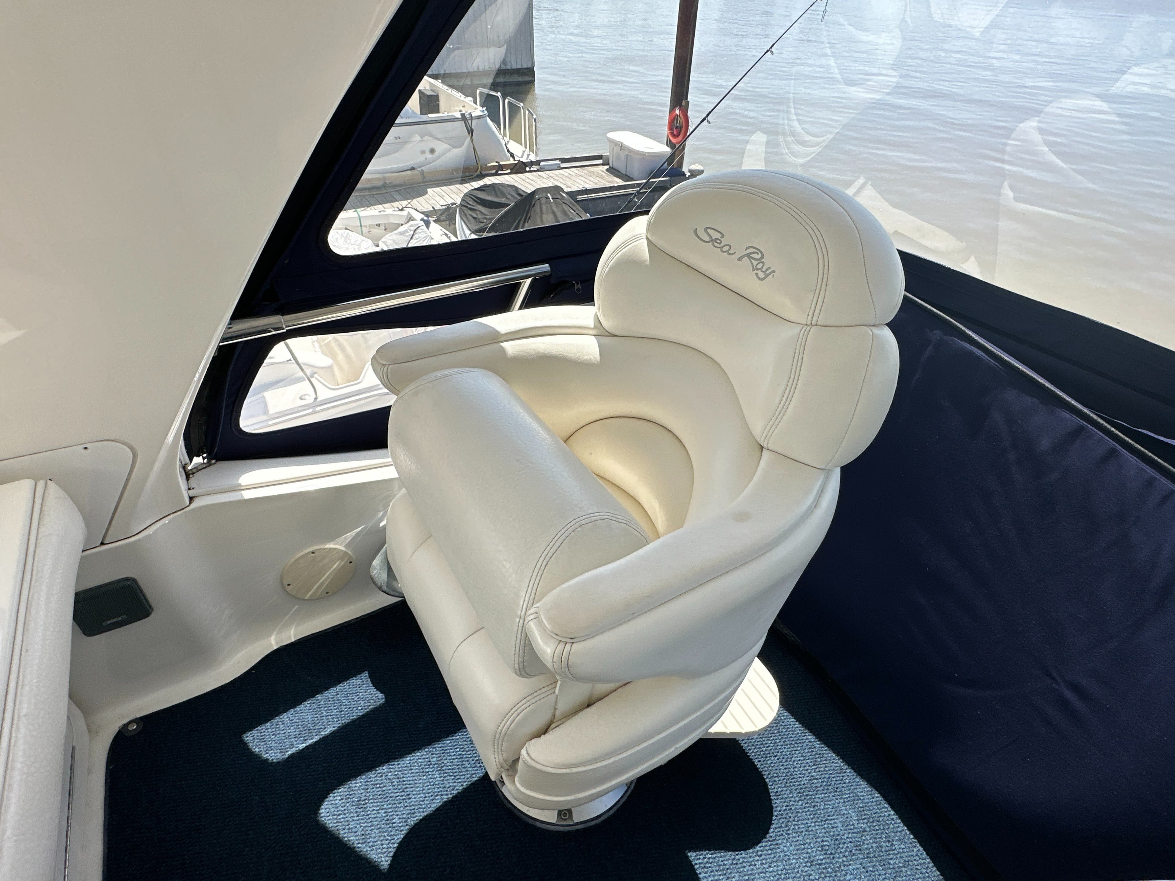 2000 Sea Ray Sedan Bridge