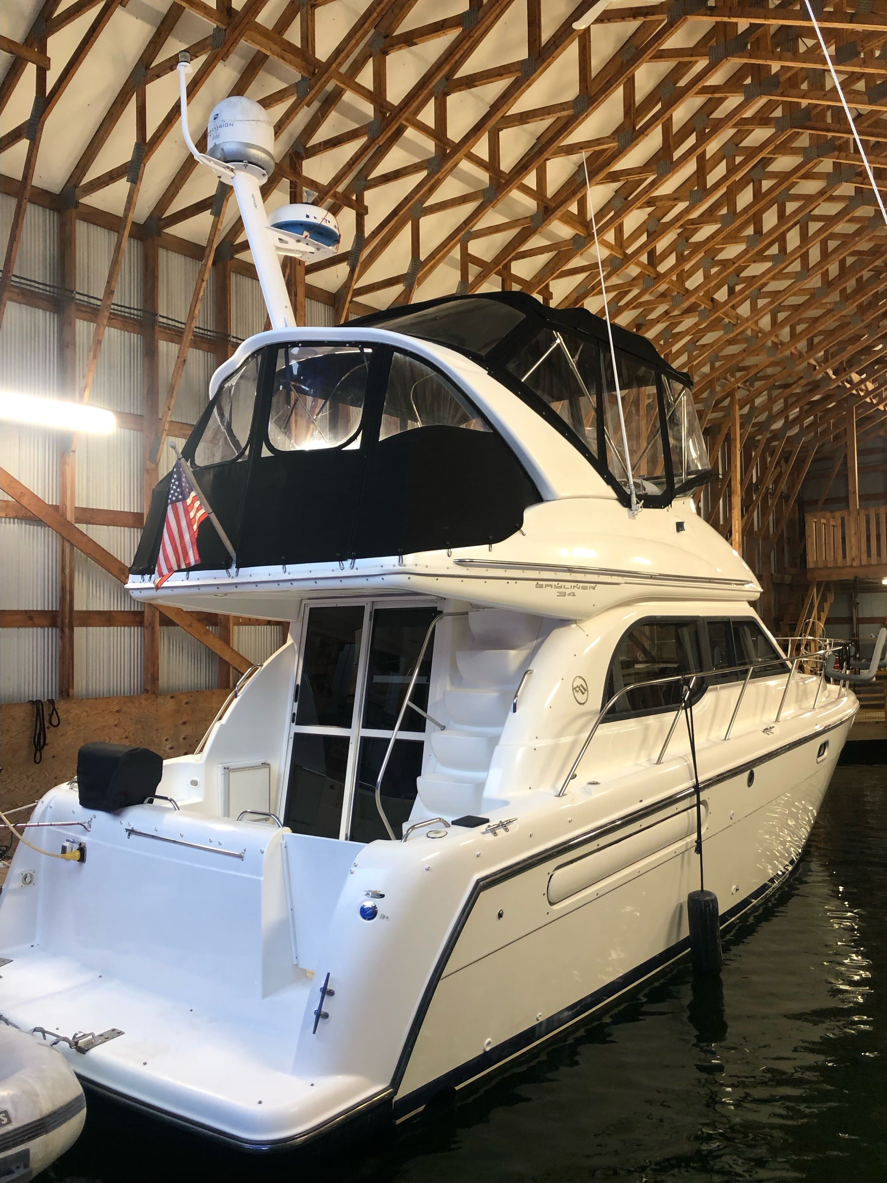 2001 Bayliner 3488