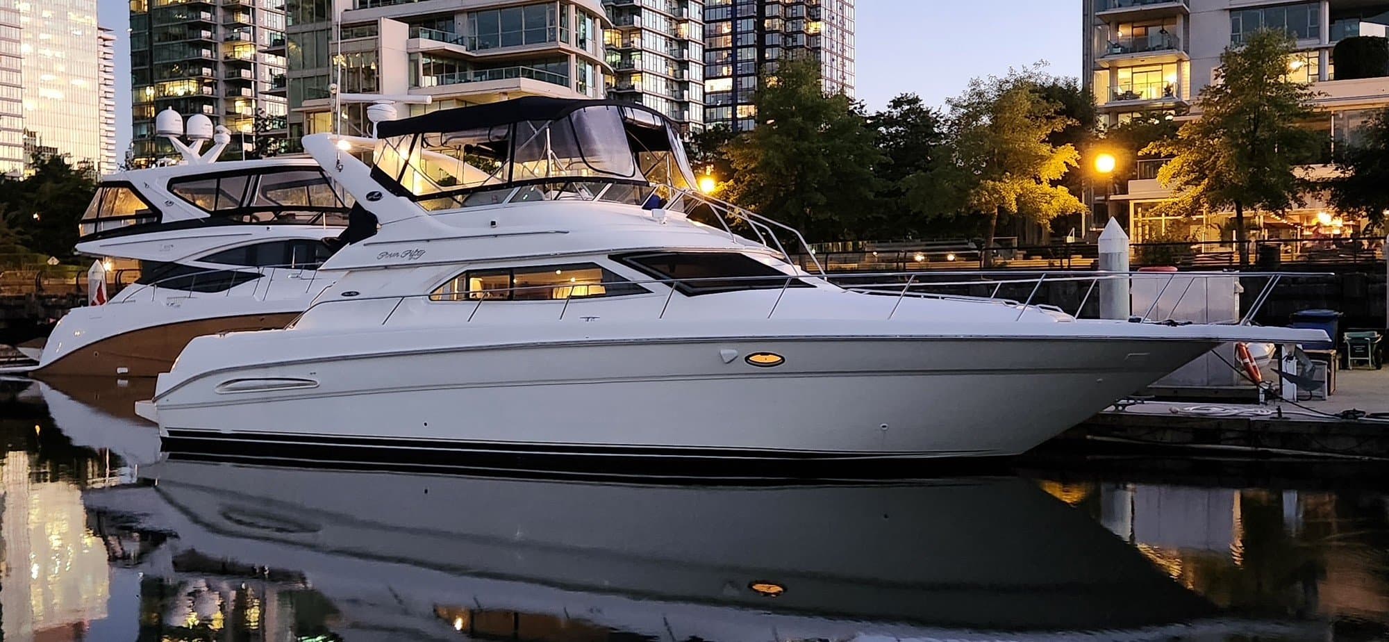 2003 Sea Ray 450 Express Bridge