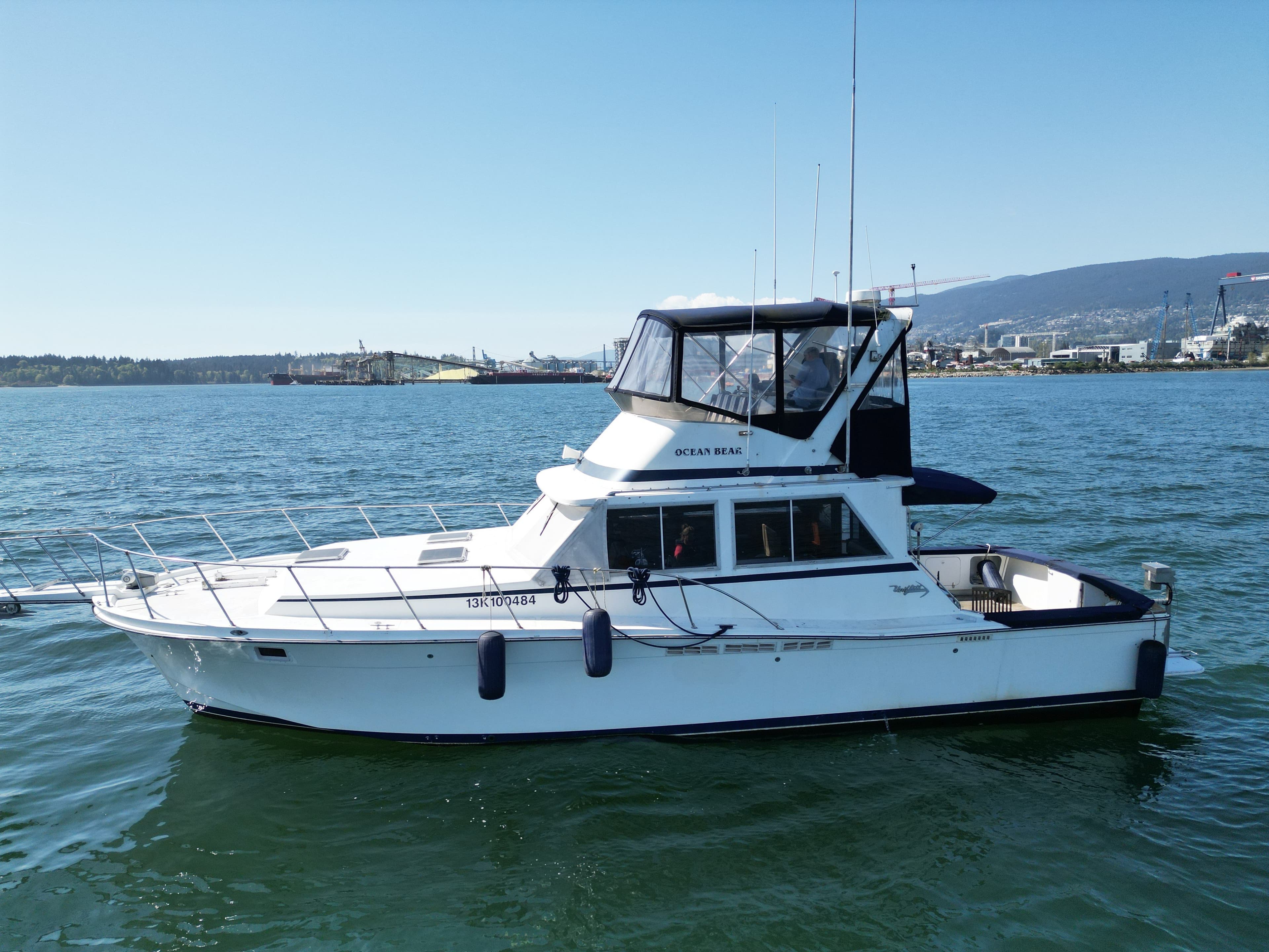 1981 Uniflite 42 Convertible