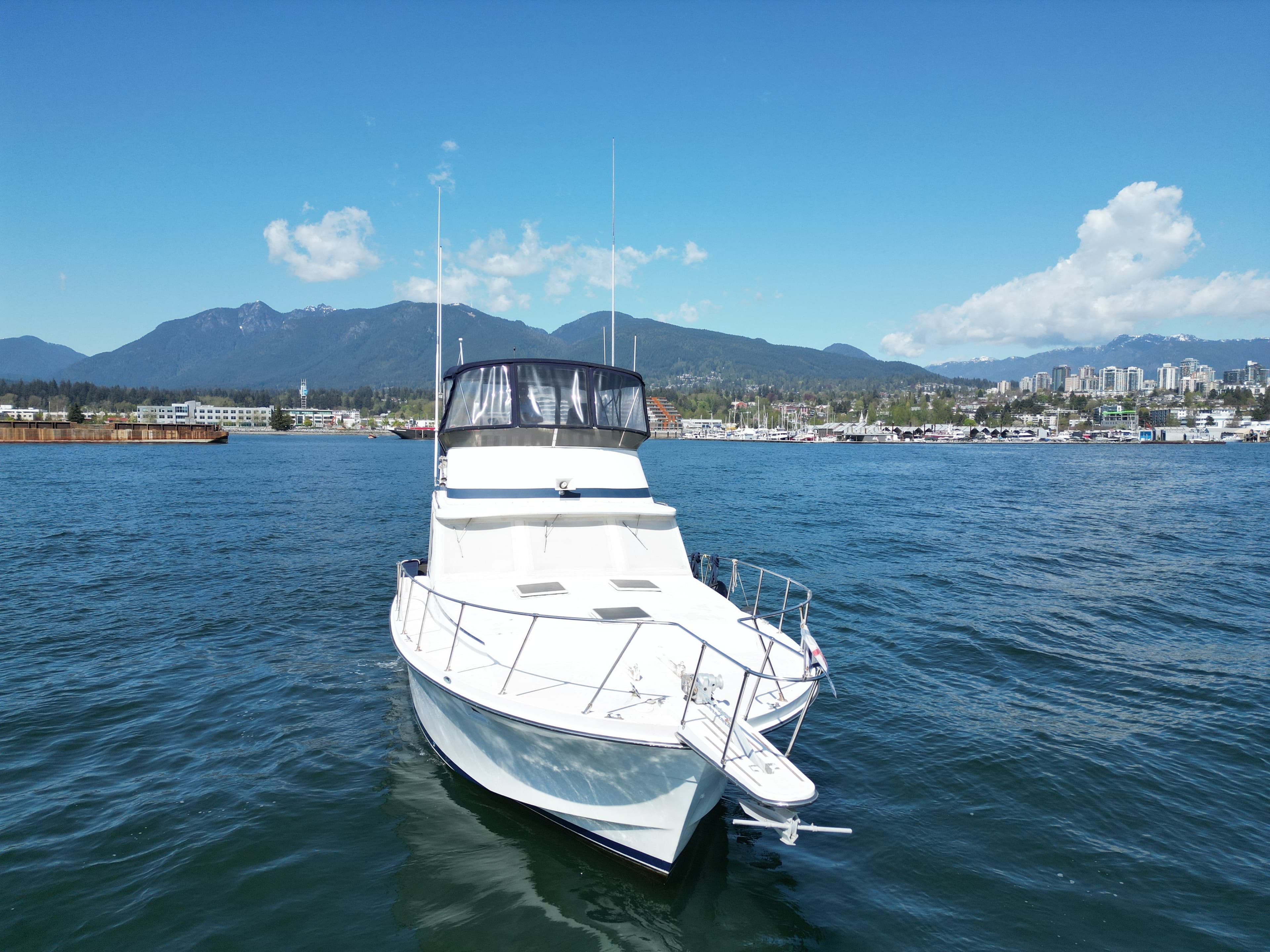 1981 Uniflite 42 Convertible