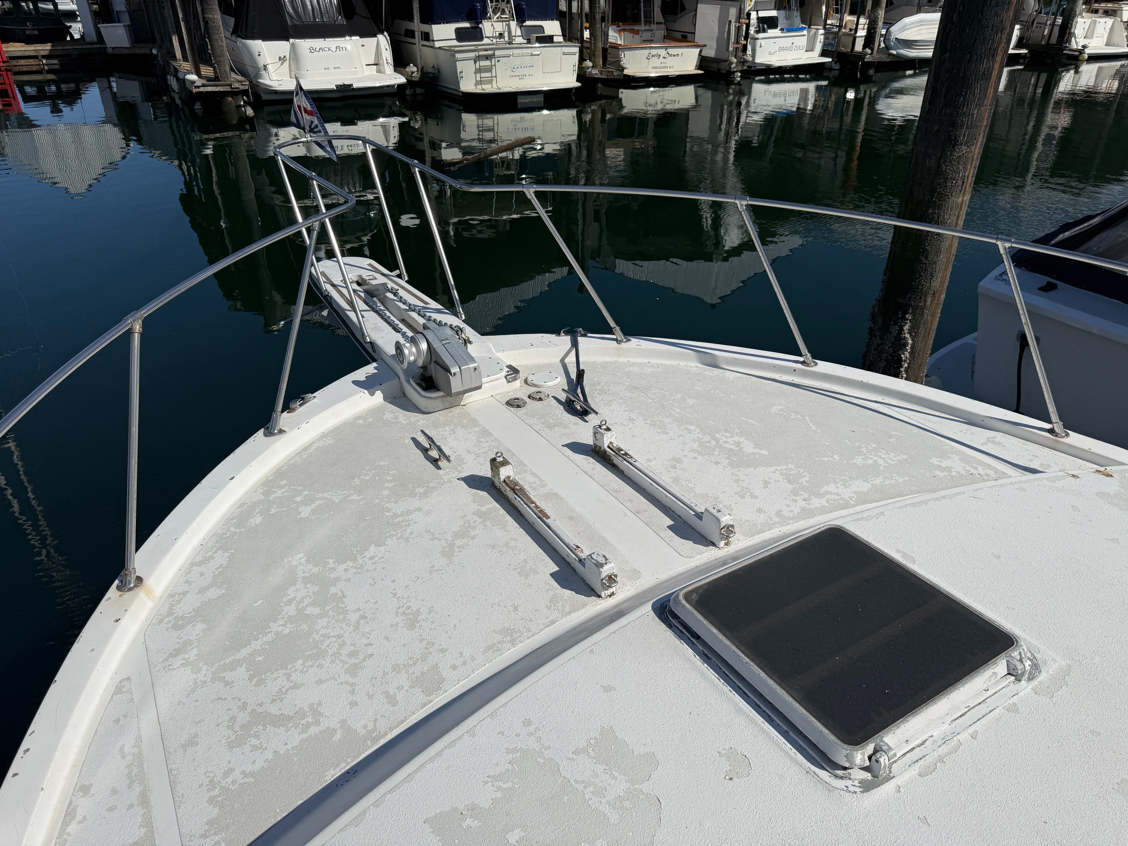 1981 Uniflite 42 Convertible