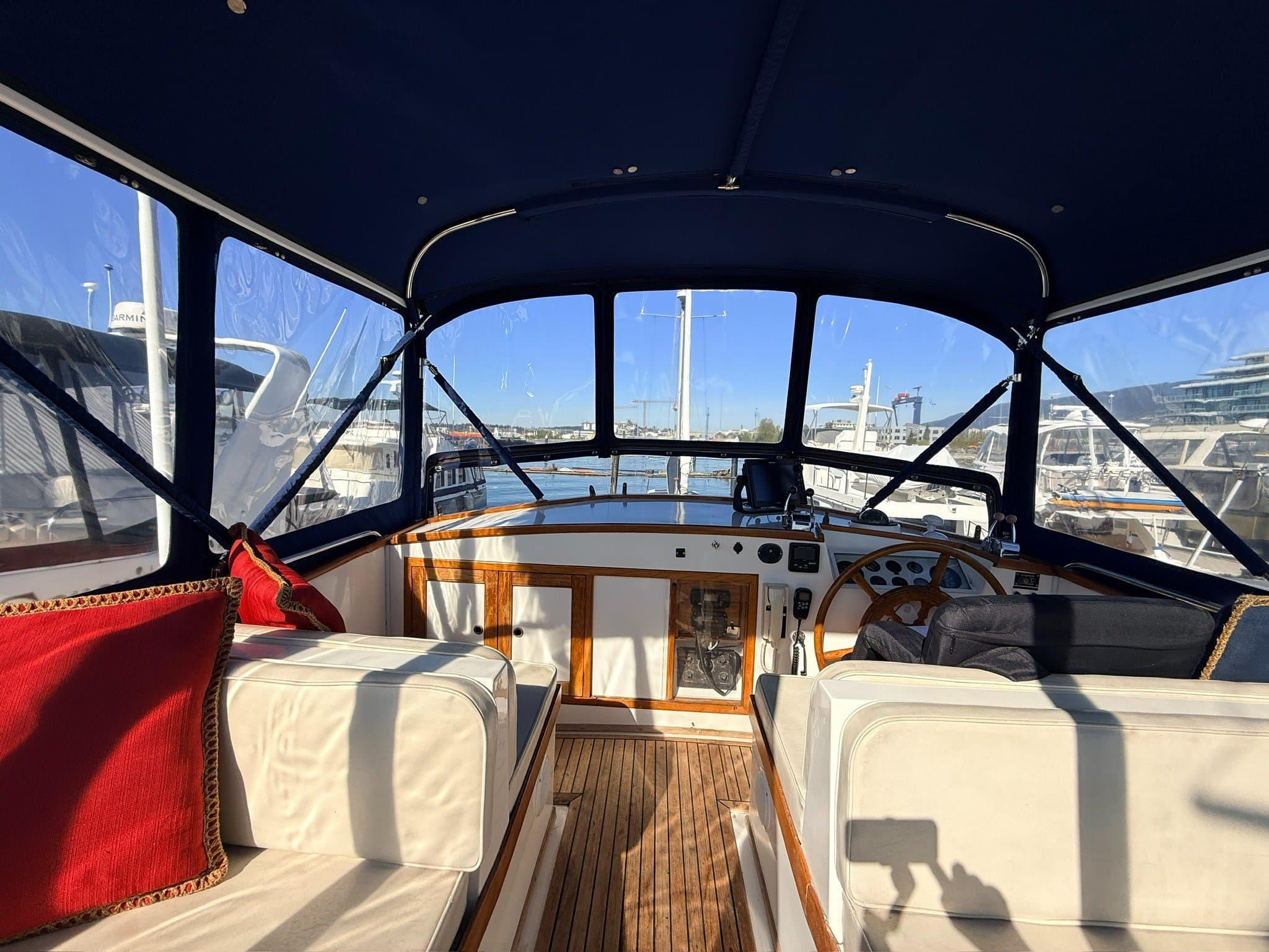 1983 Grand Banks 42 Classic