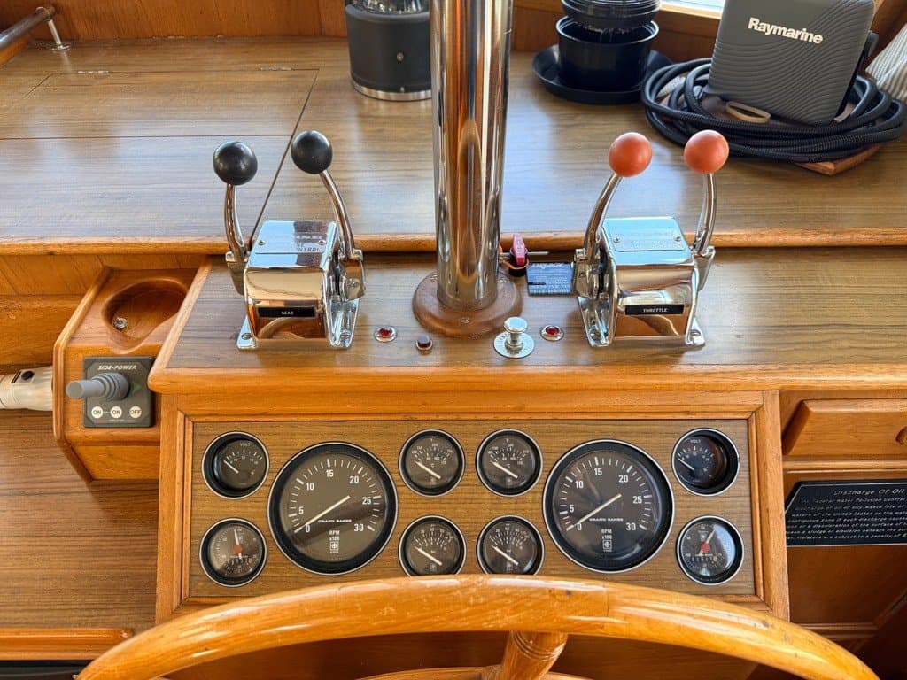 1983 Grand Banks 42 Classic