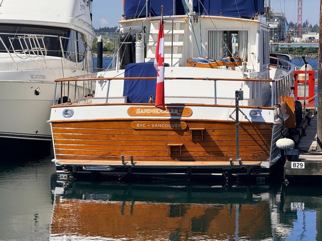 1983 Grand Banks 42 Classic