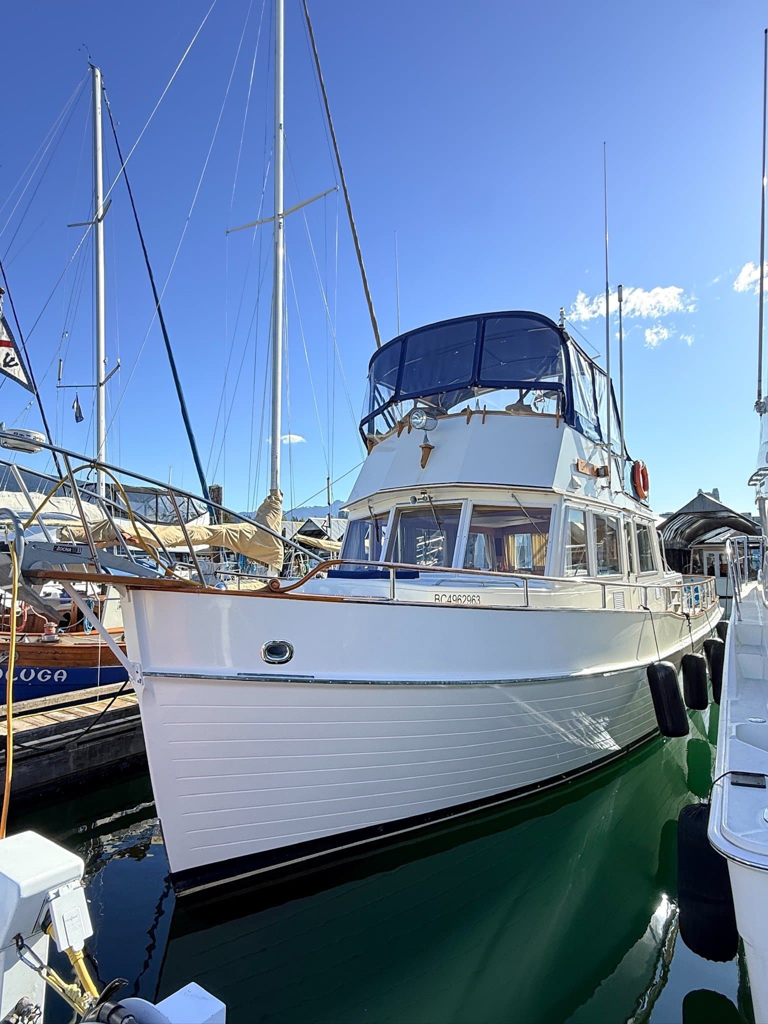 1983 Grand Banks 42 Classic