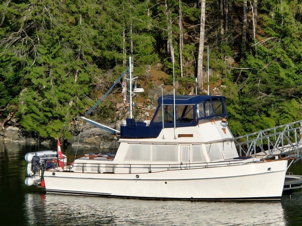 1983 Grand Banks 42 Classic