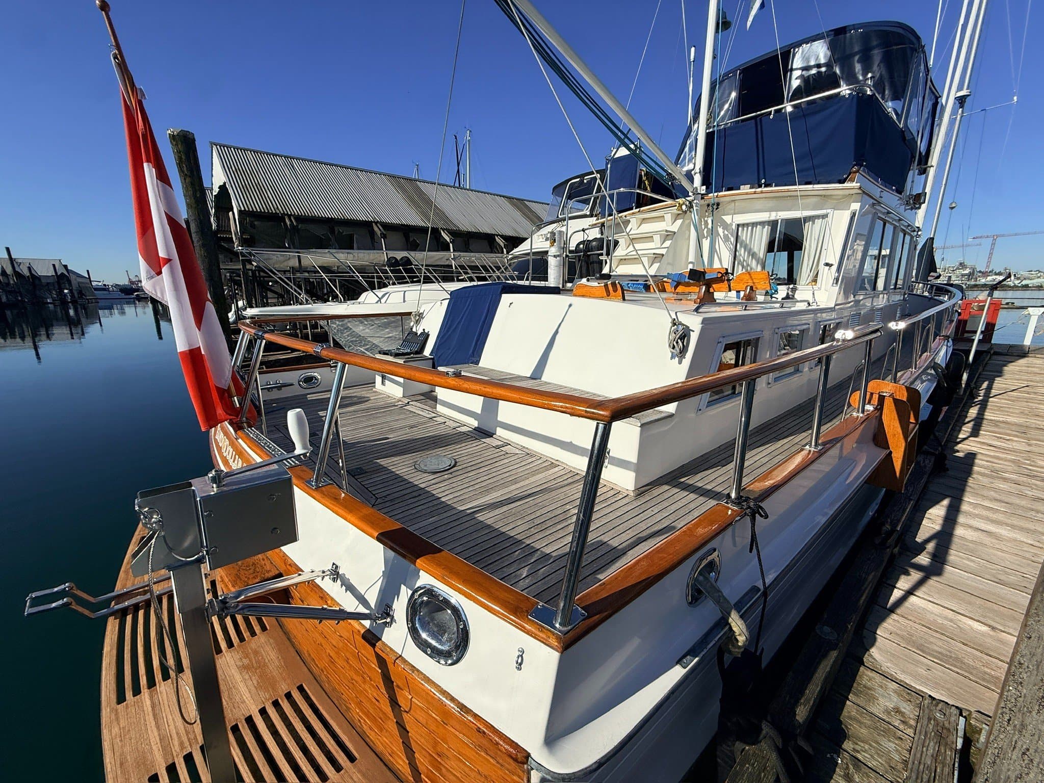 1983 Grand Banks 42 Classic