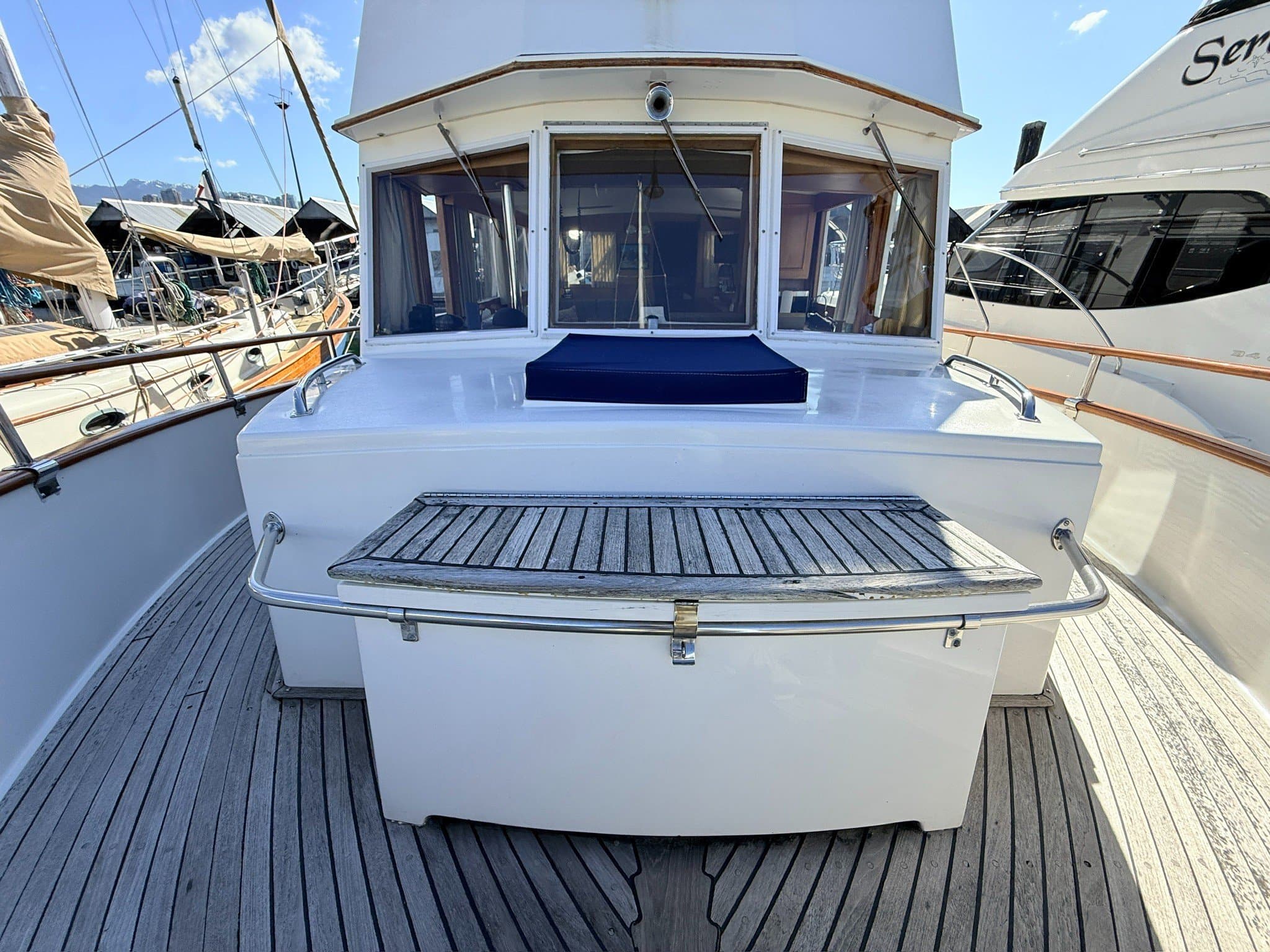 1983 Grand Banks 42 Classic