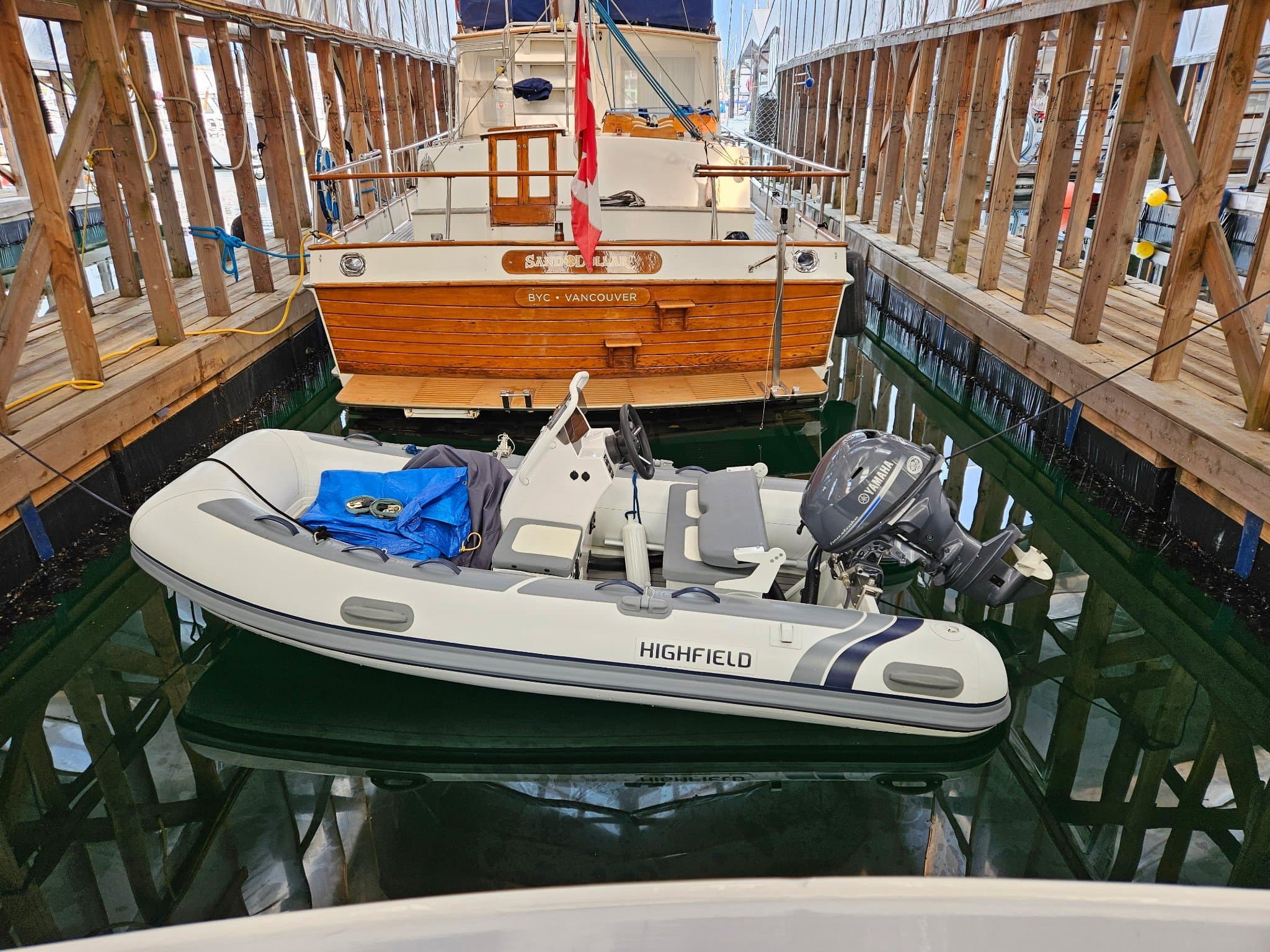 1983 Grand Banks 42 Classic