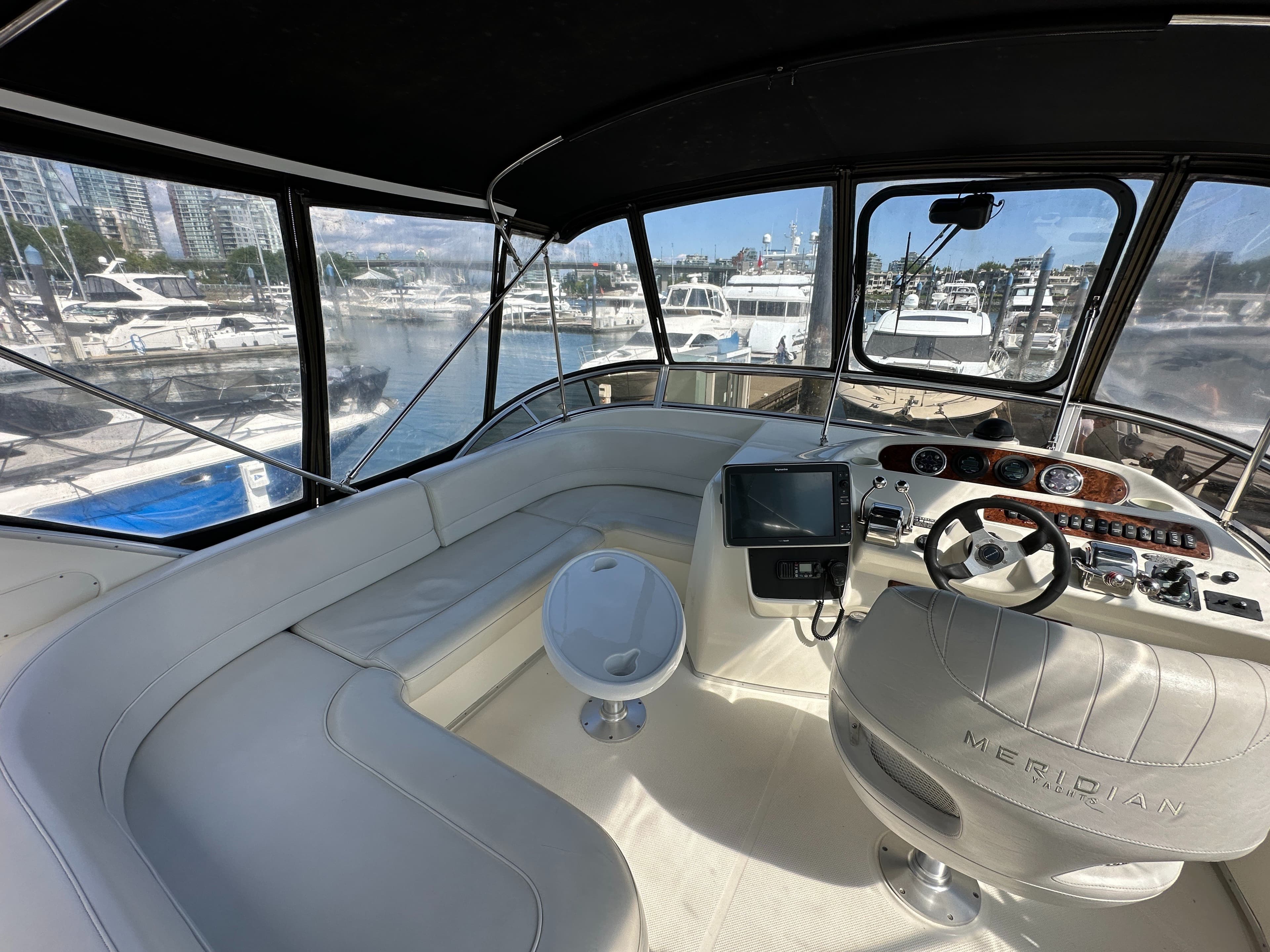 2005 Meridian 381