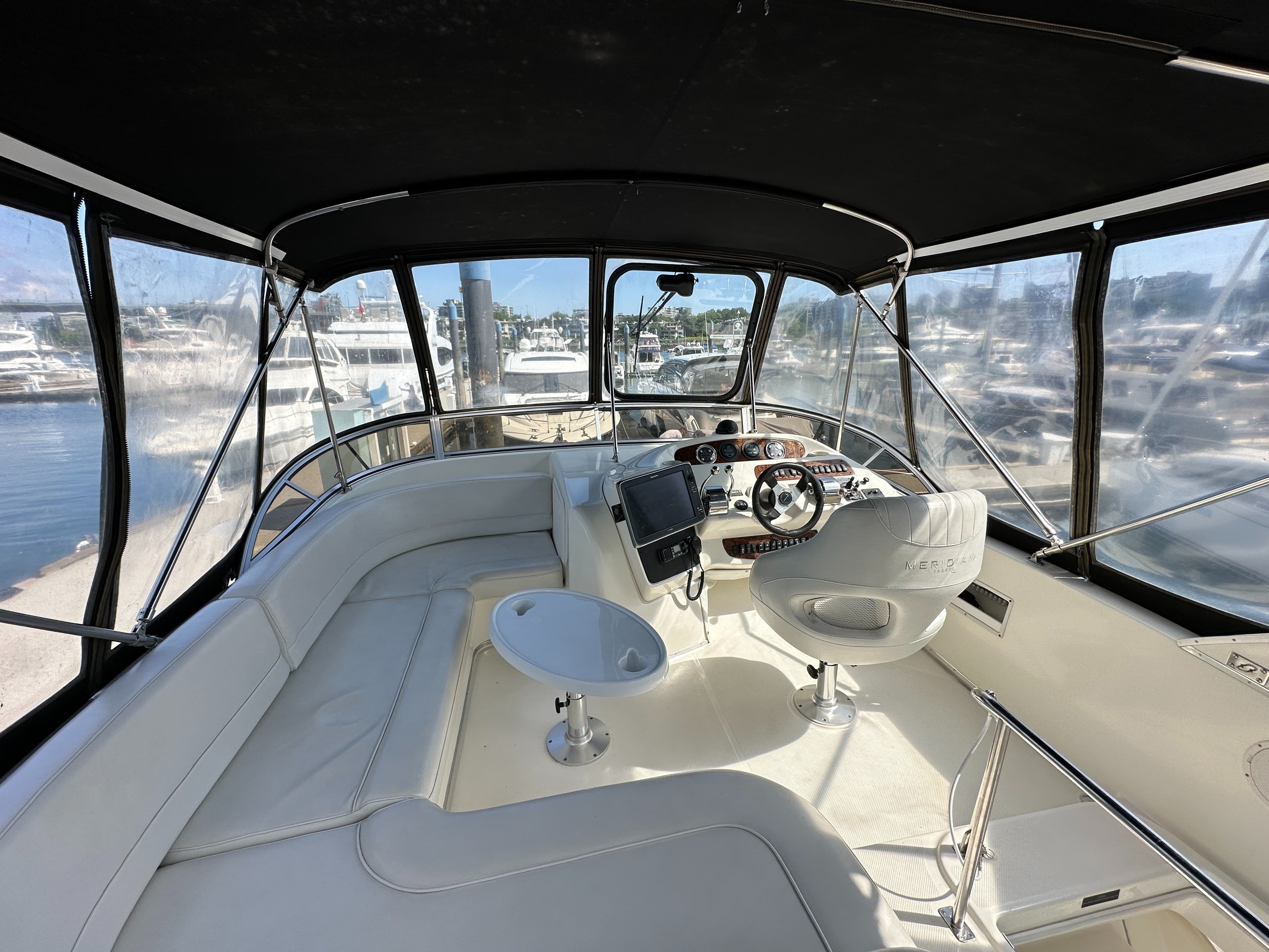 2005 Meridian 381