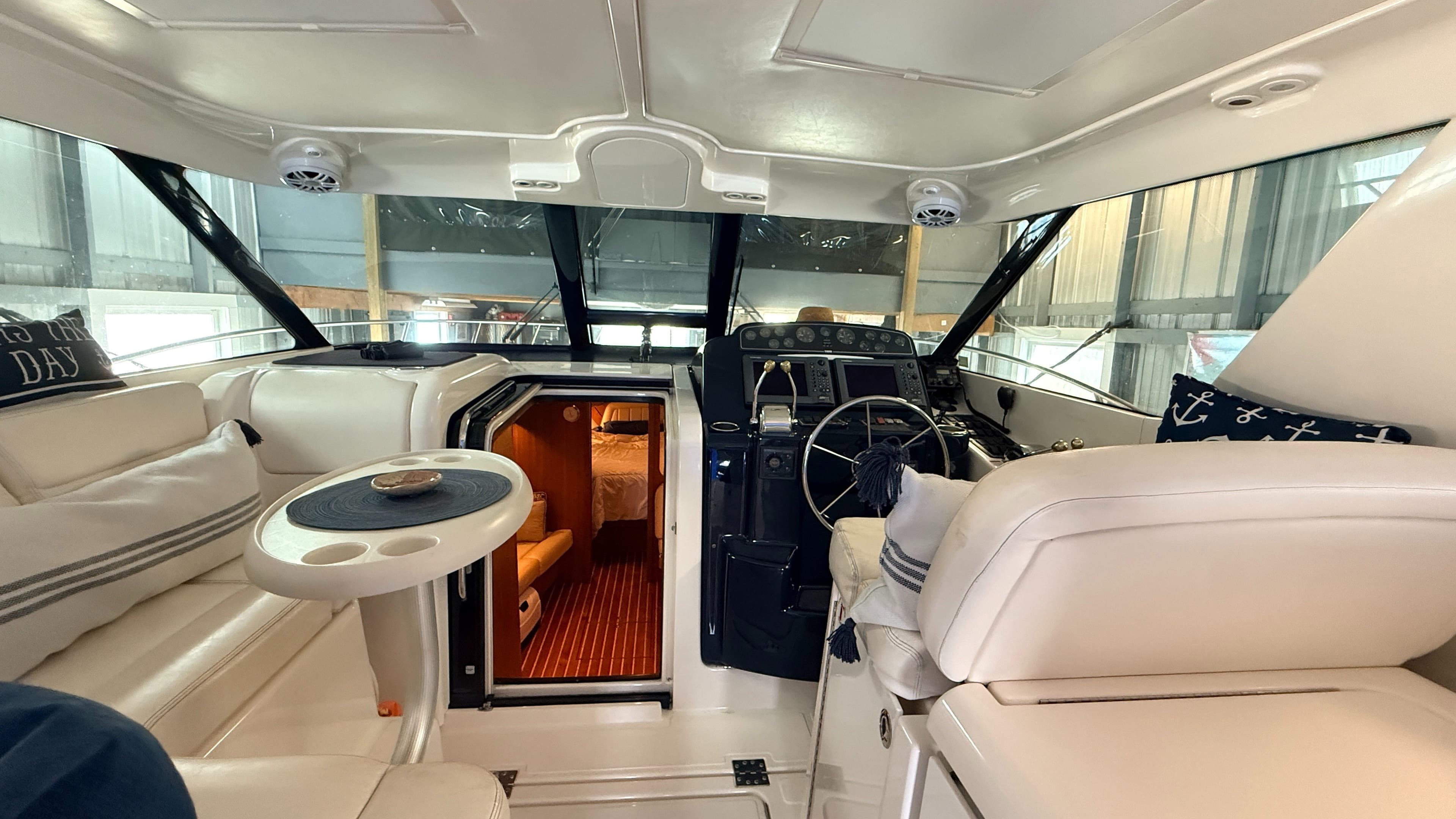 2004 Tiara Yachts 3600 Sovran