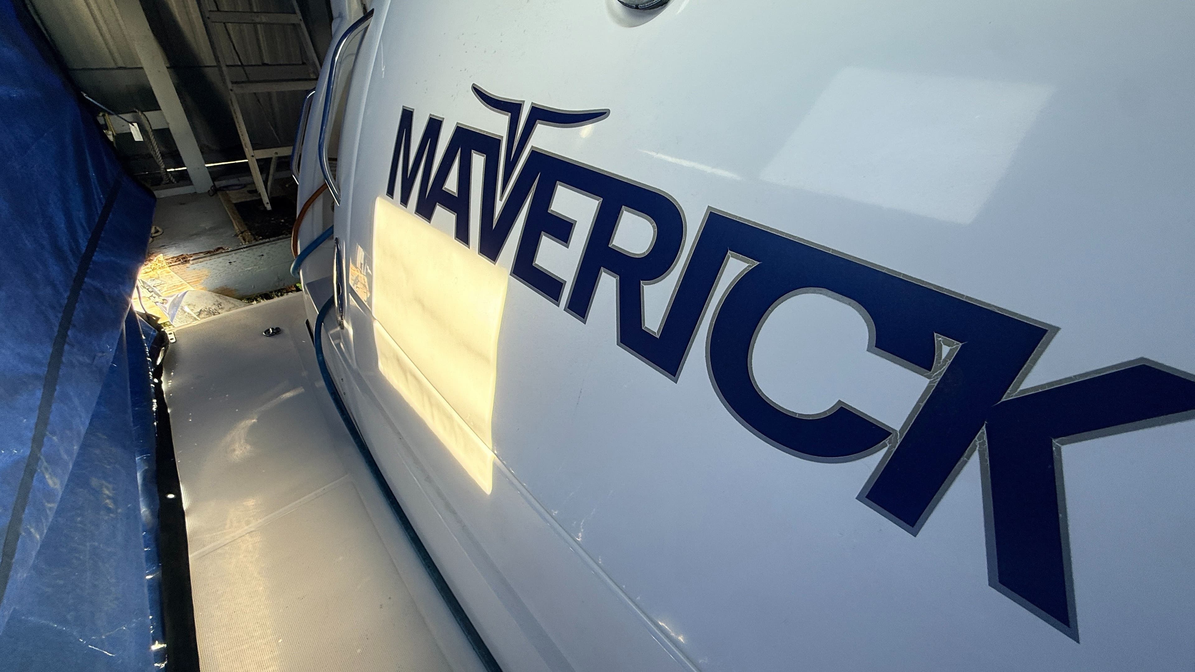 2004 Tiara Yachts 3600 Sovran