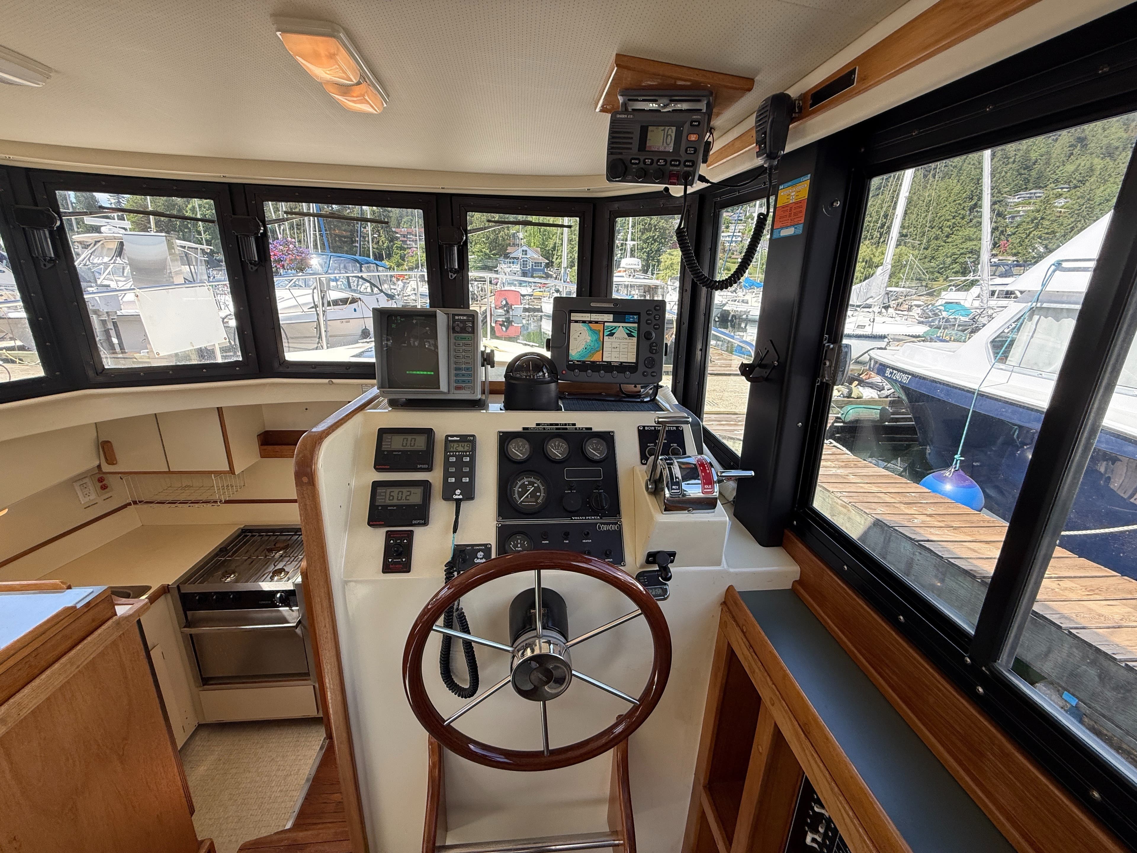 1994 Camano 31 Troll