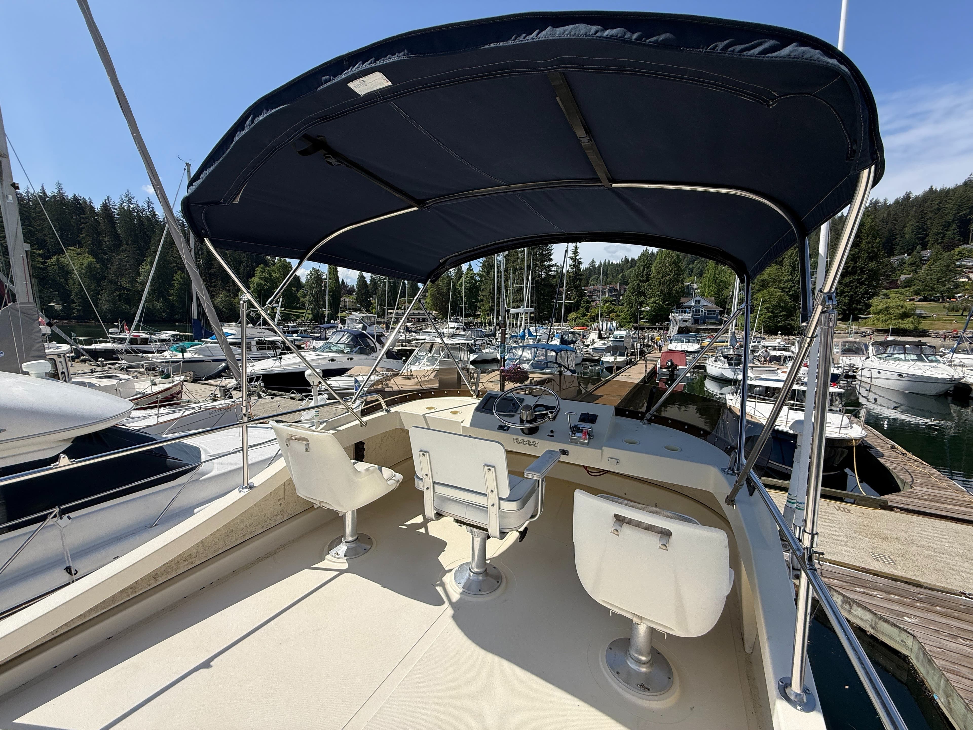 1994 Camano 31 Troll
