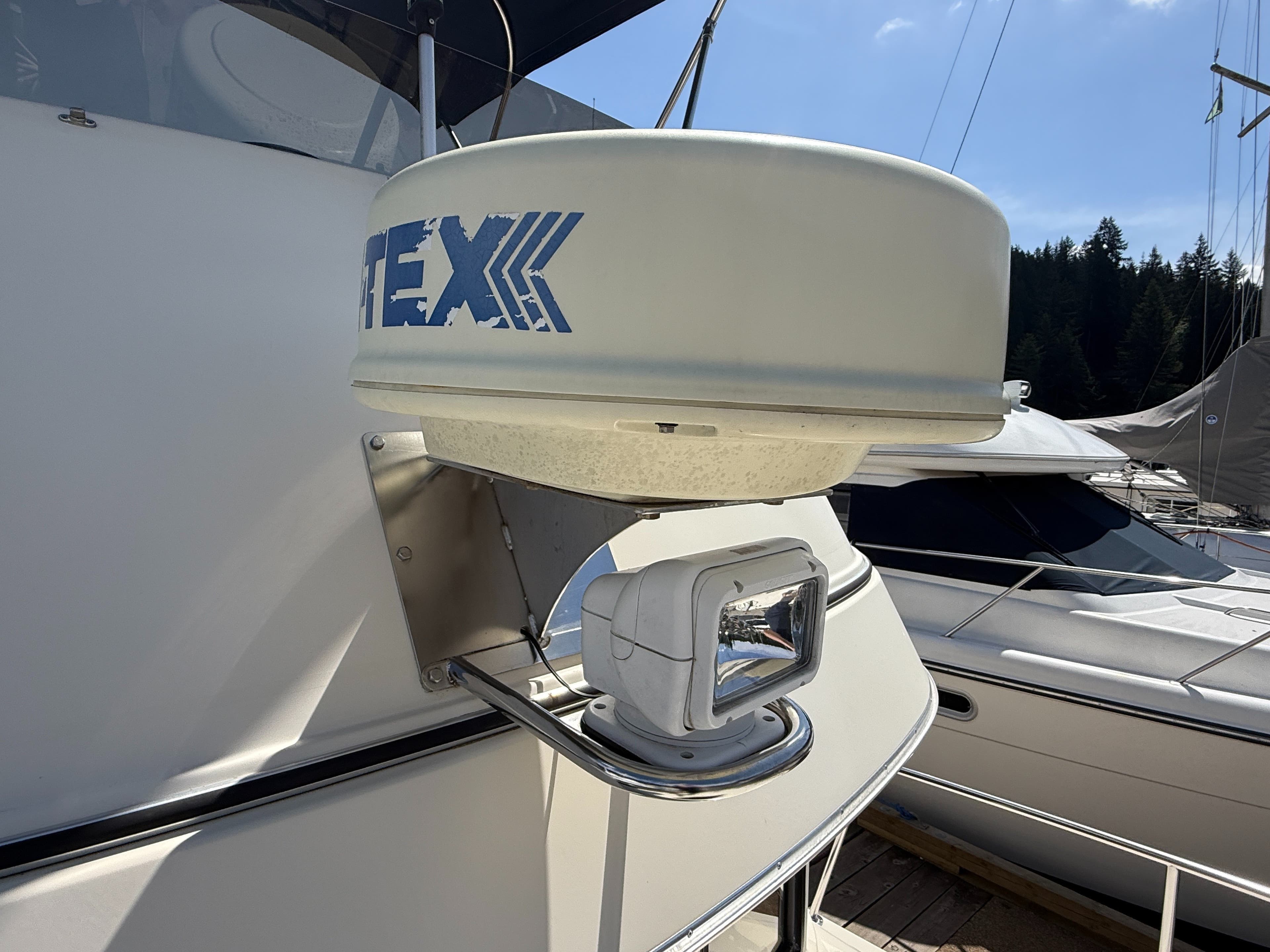 1994 Camano 31 Troll