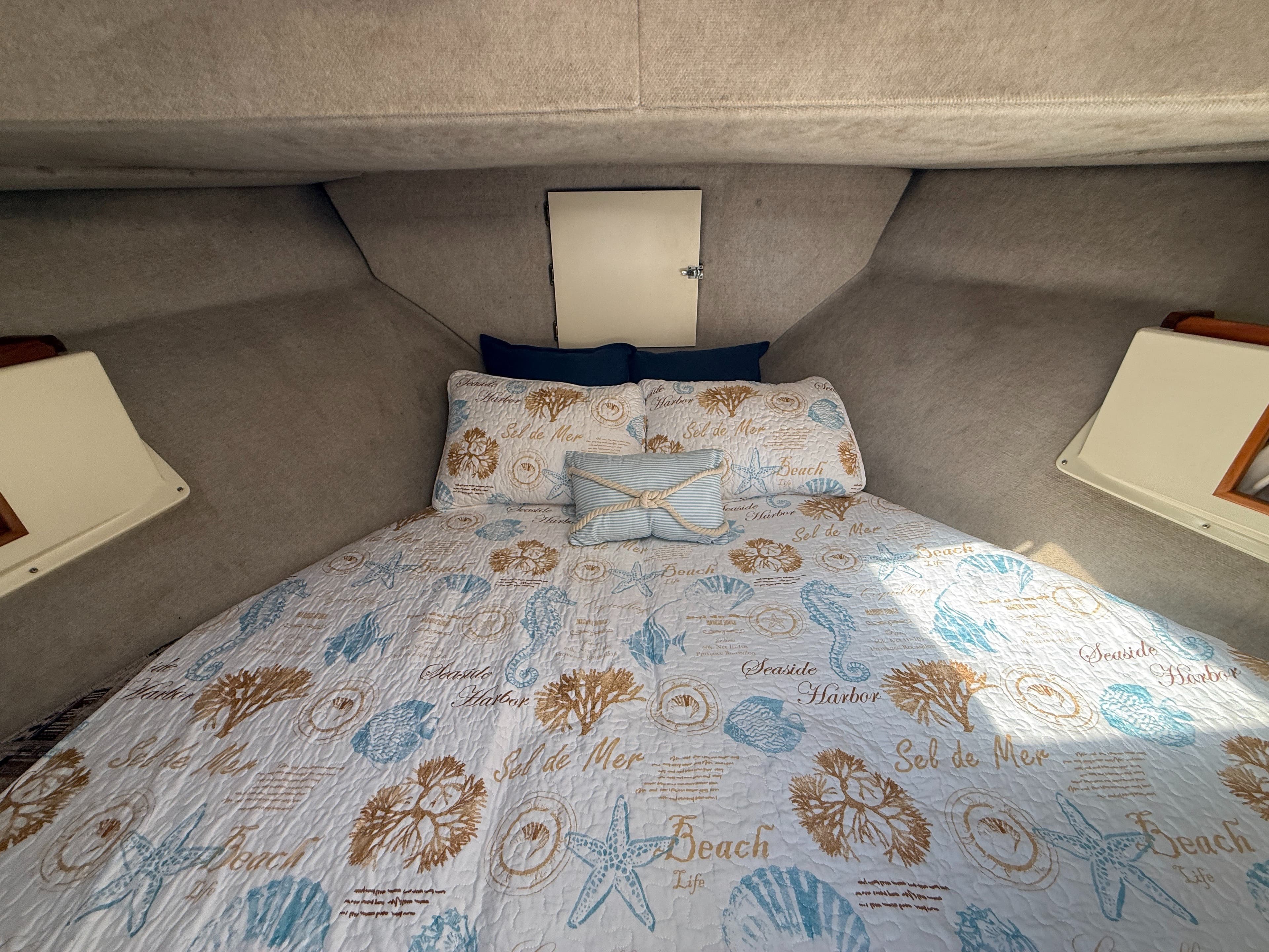 1994 Camano 31 Troll