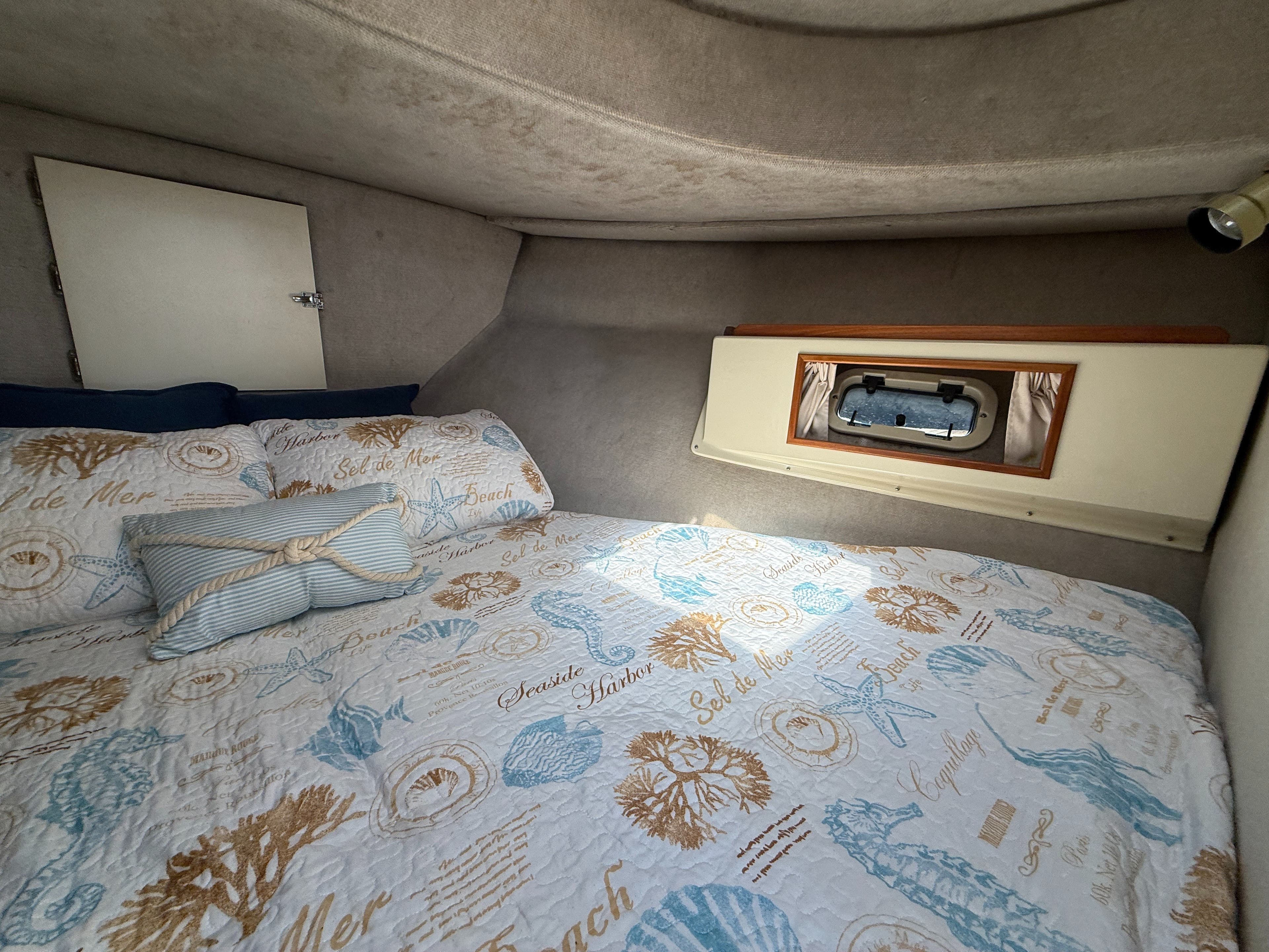 1994 Camano 31 Troll
