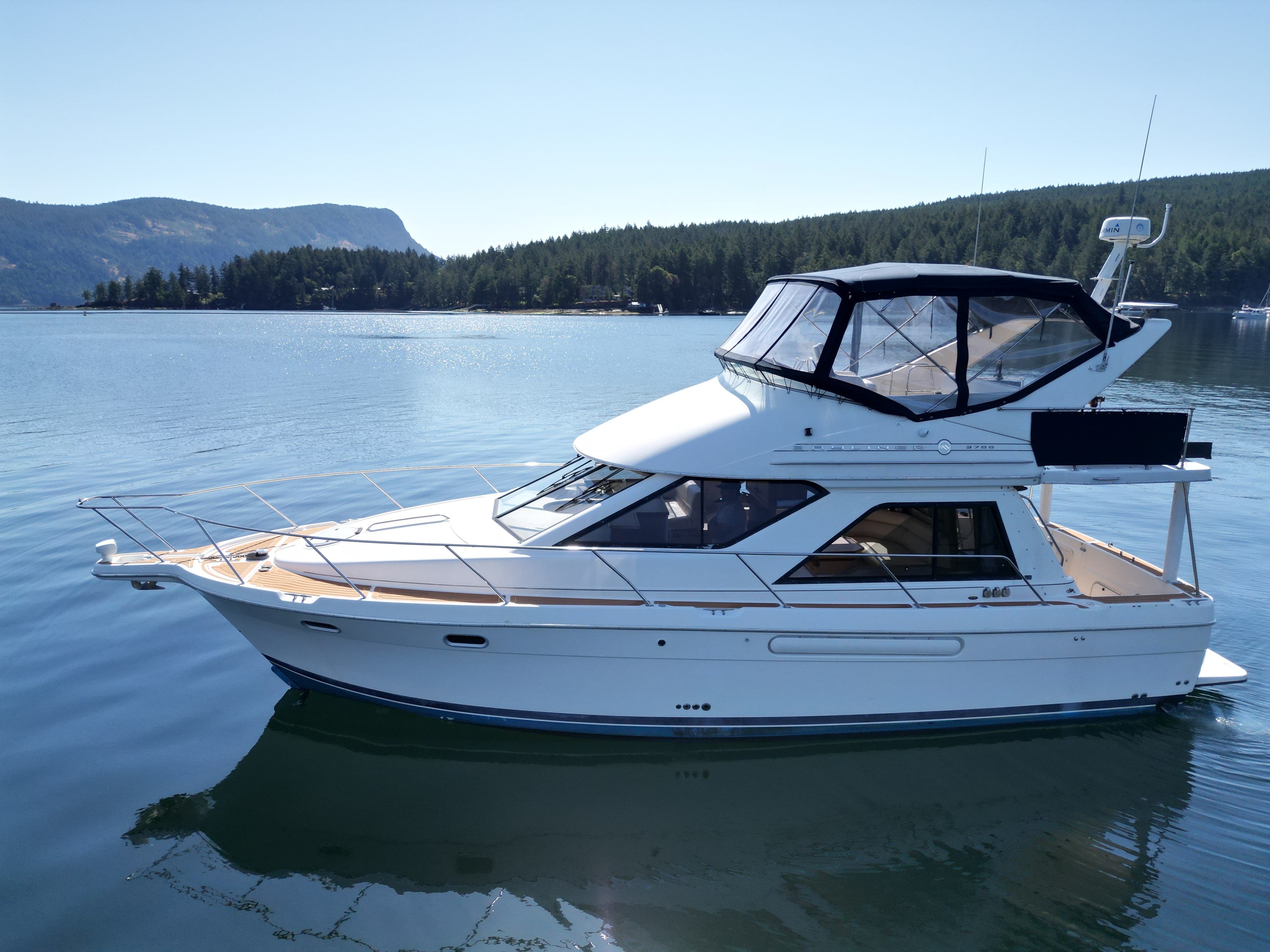 1998 Bayliner 3788