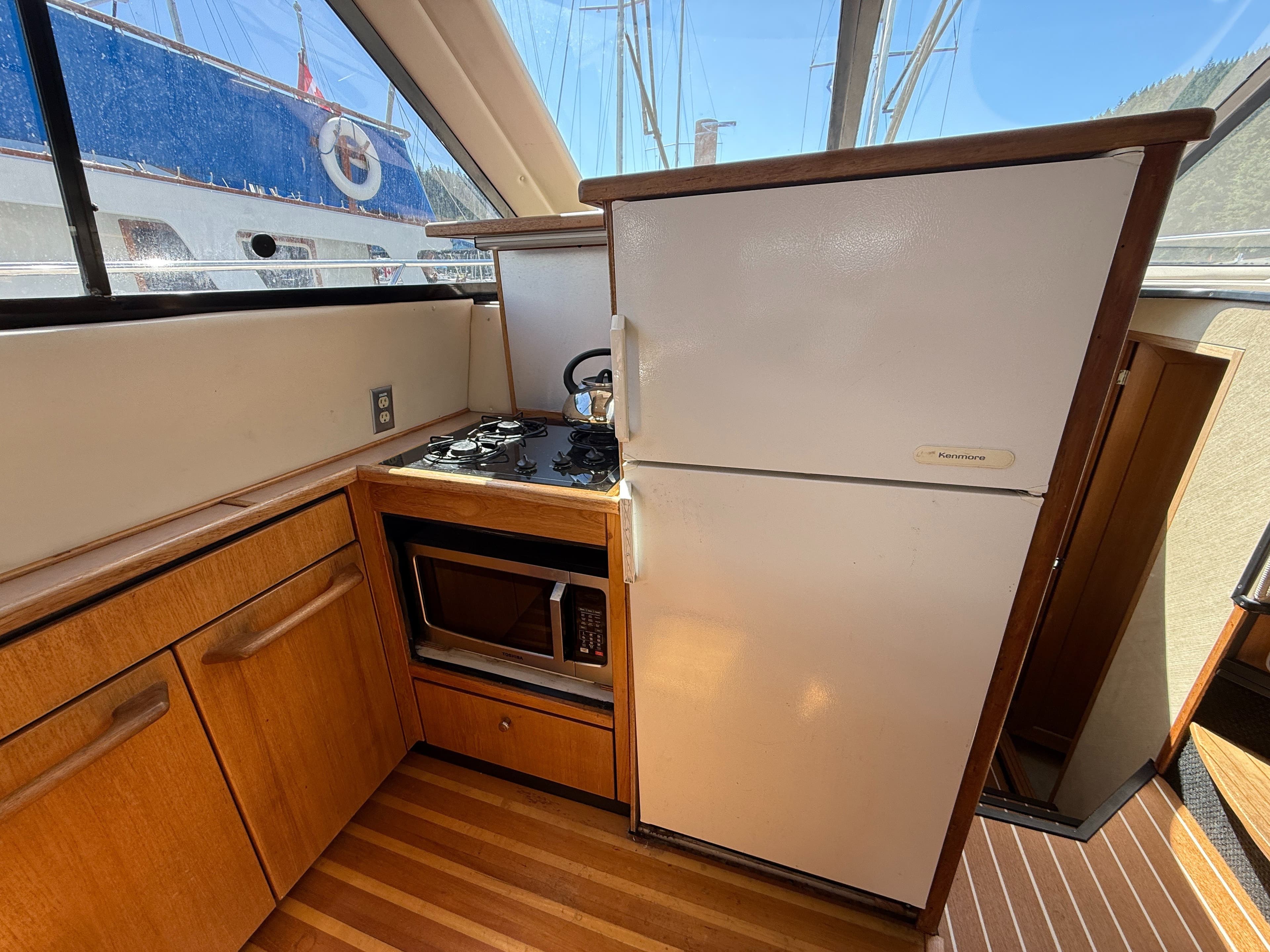 1998 Bayliner 3788