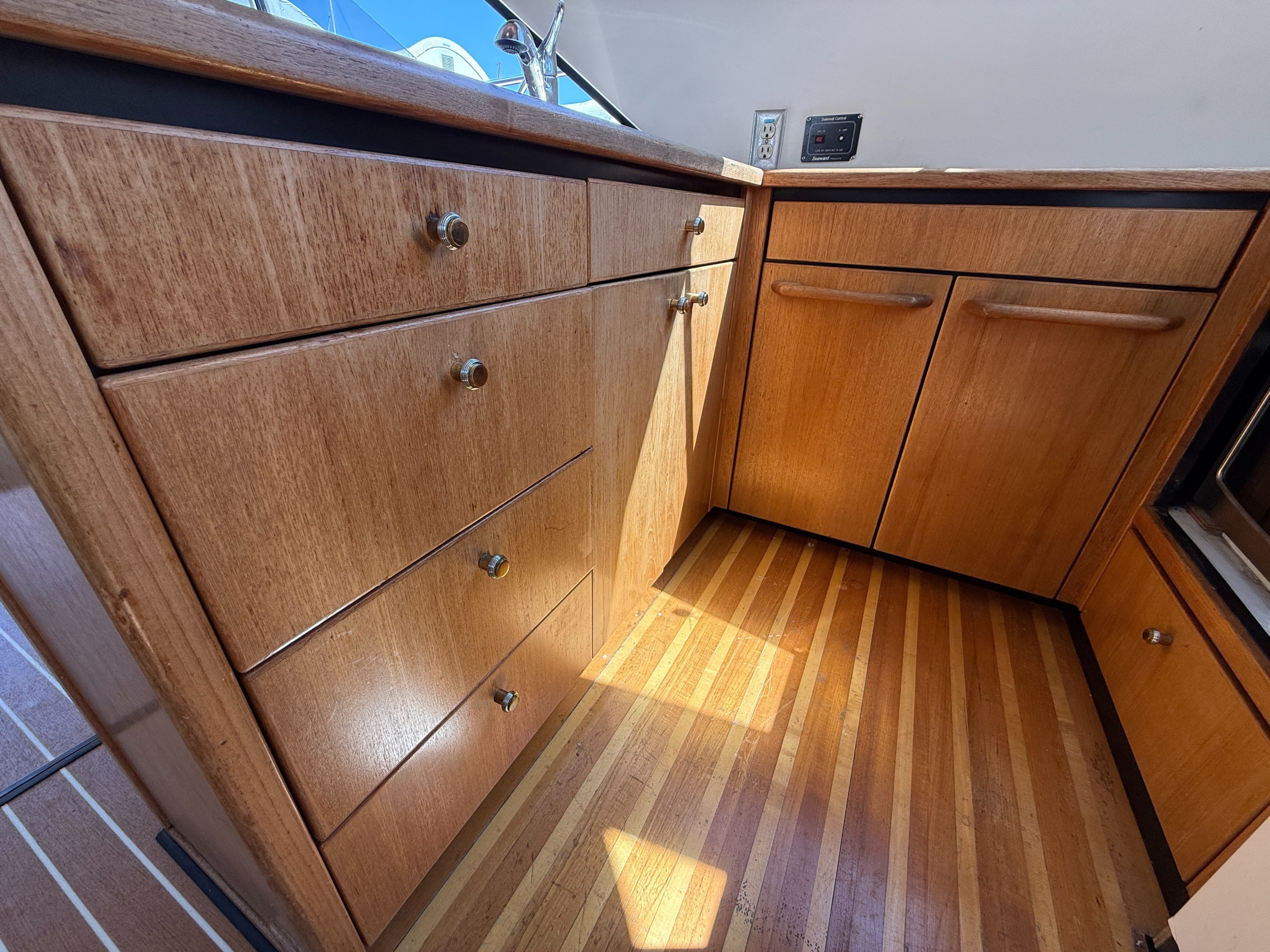 1998 Bayliner 3788