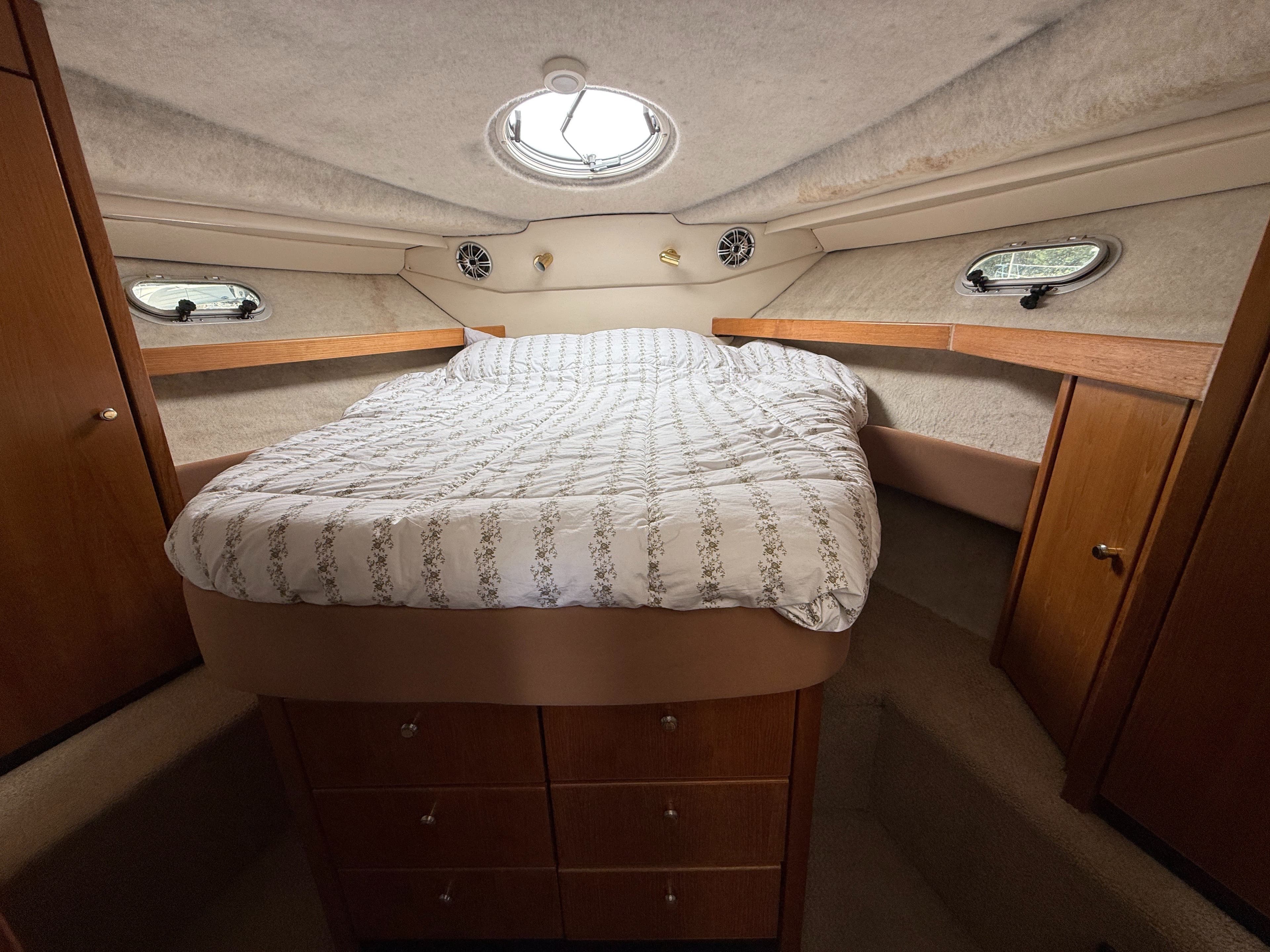 1998 Bayliner 3788