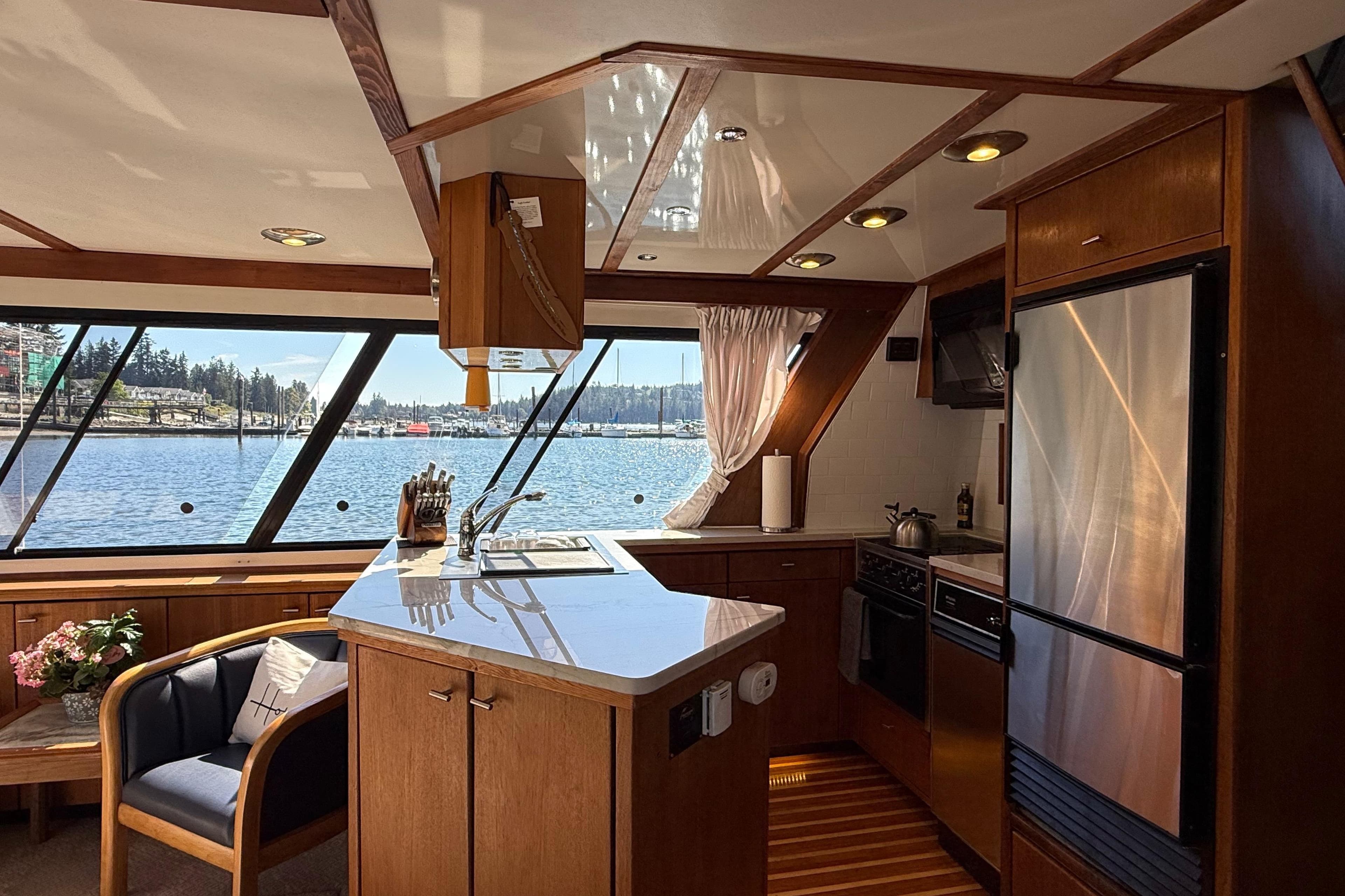1994 Bayliner 4788 Pilot House Motoryacht