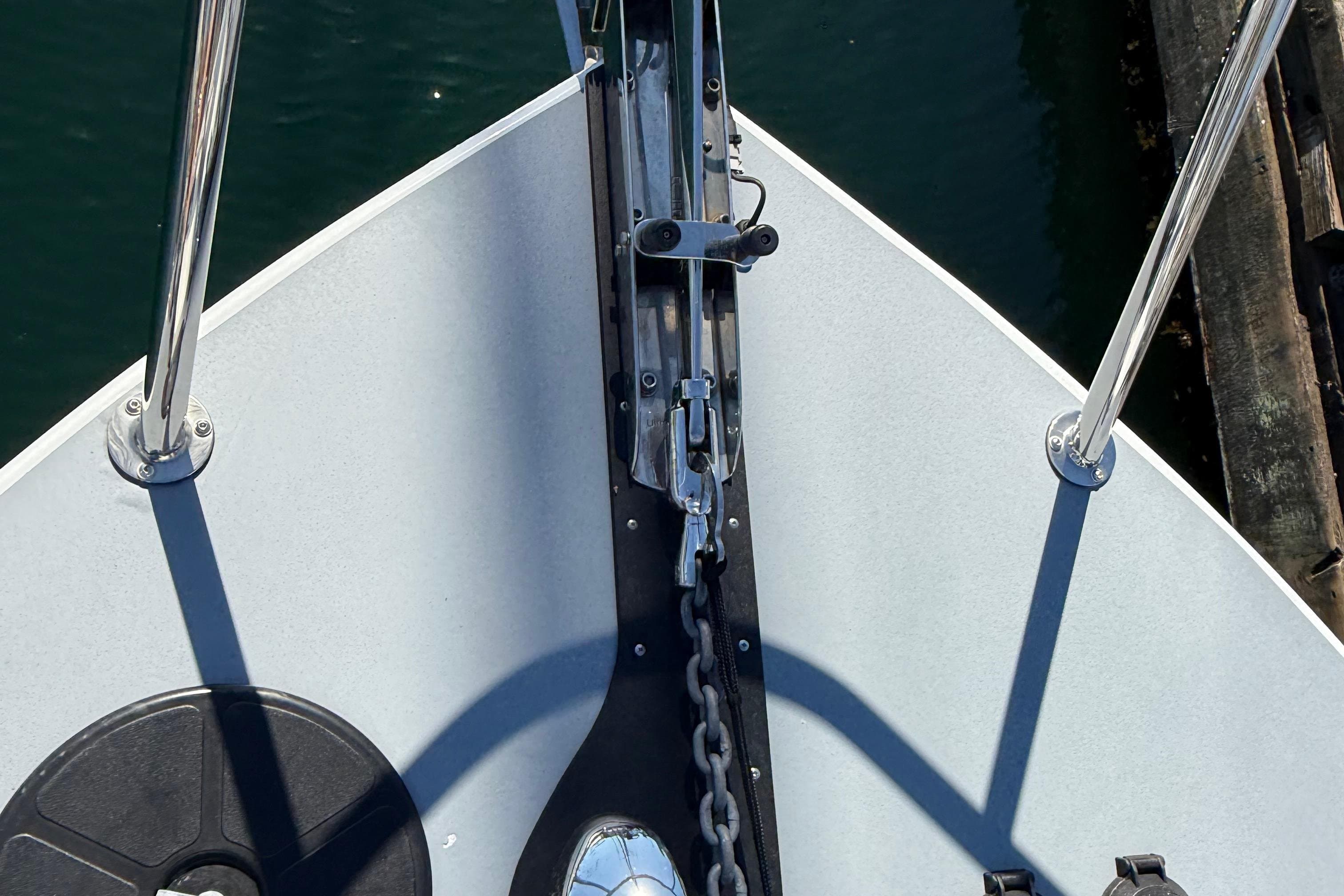 2020 Coastal Craft 33 ProFish